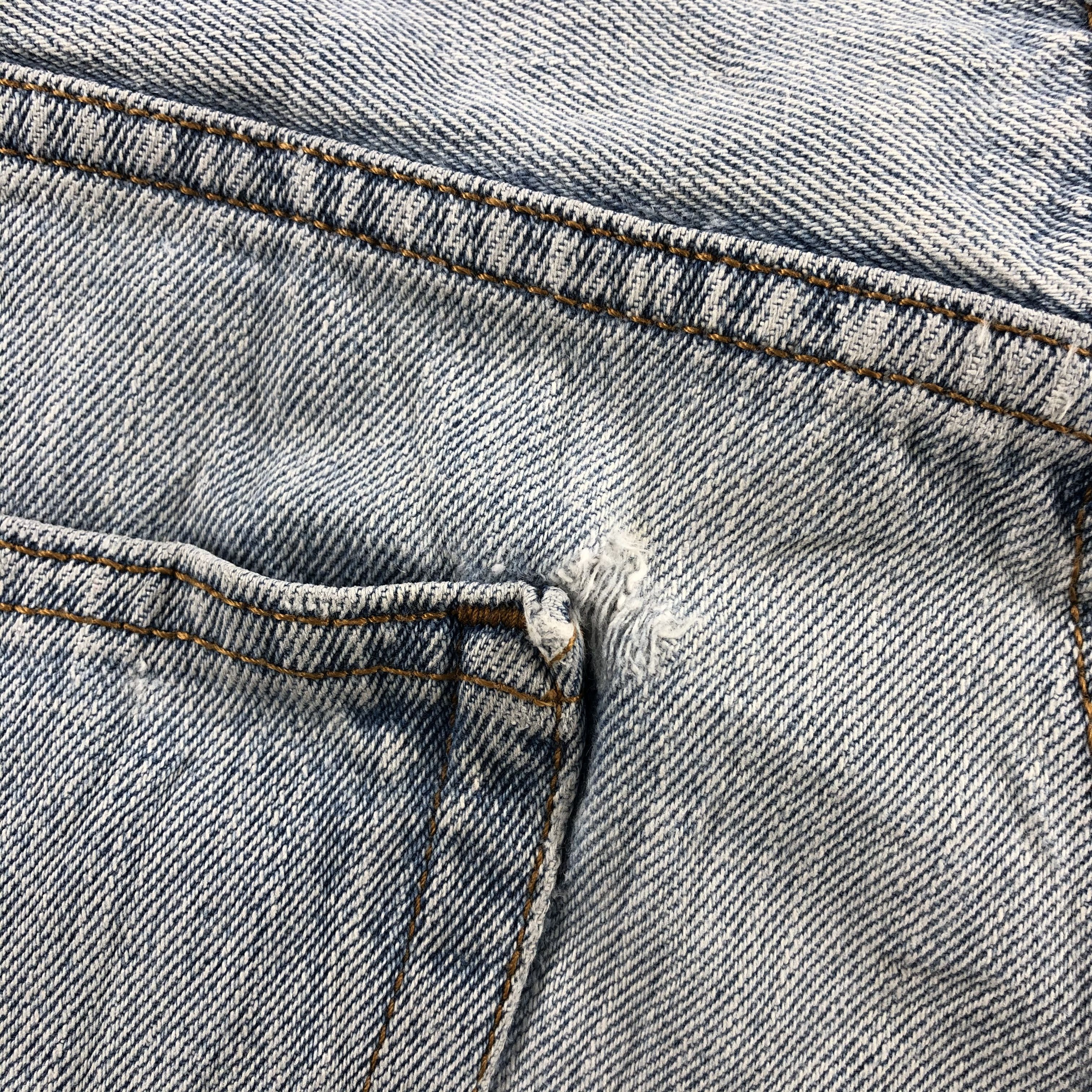 Levi's × Vintage Vintage Light Wash Levis Jeans Lot 550-JM818 Size US 31 - 7 Thumbnail