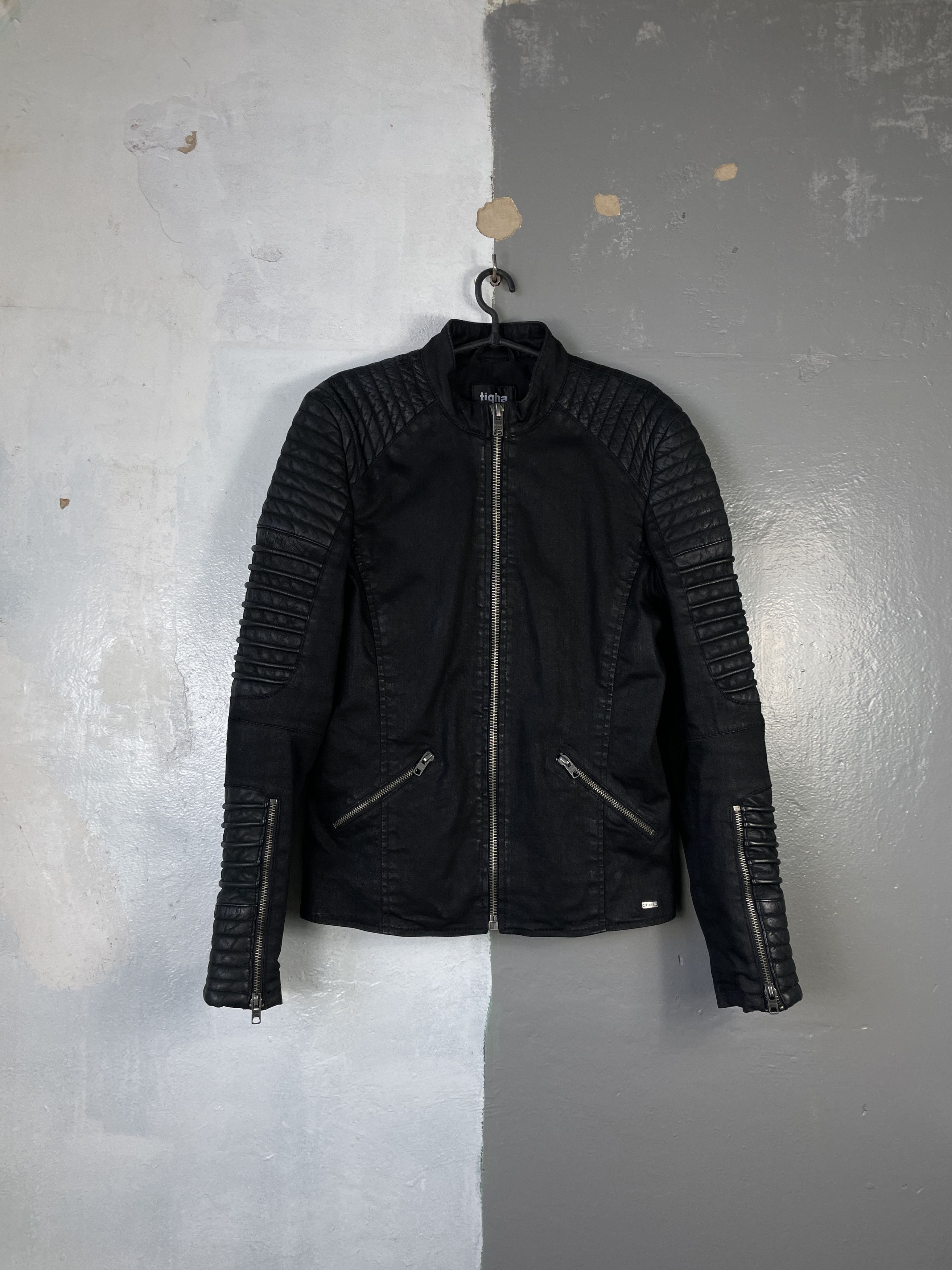 Men`s TIGHA WAX LEATHER BLACK BIKER JACKEt SIZE M