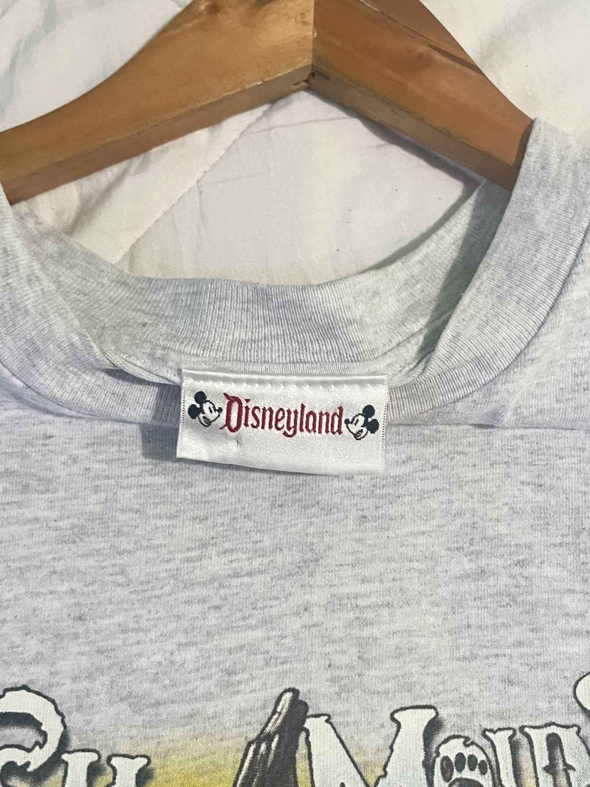 Disney RARE DISNEYLAND MOUNTAIN SPLASH SIZE XL Size US XL / EU 56 / 4 - 3 Thumbnail