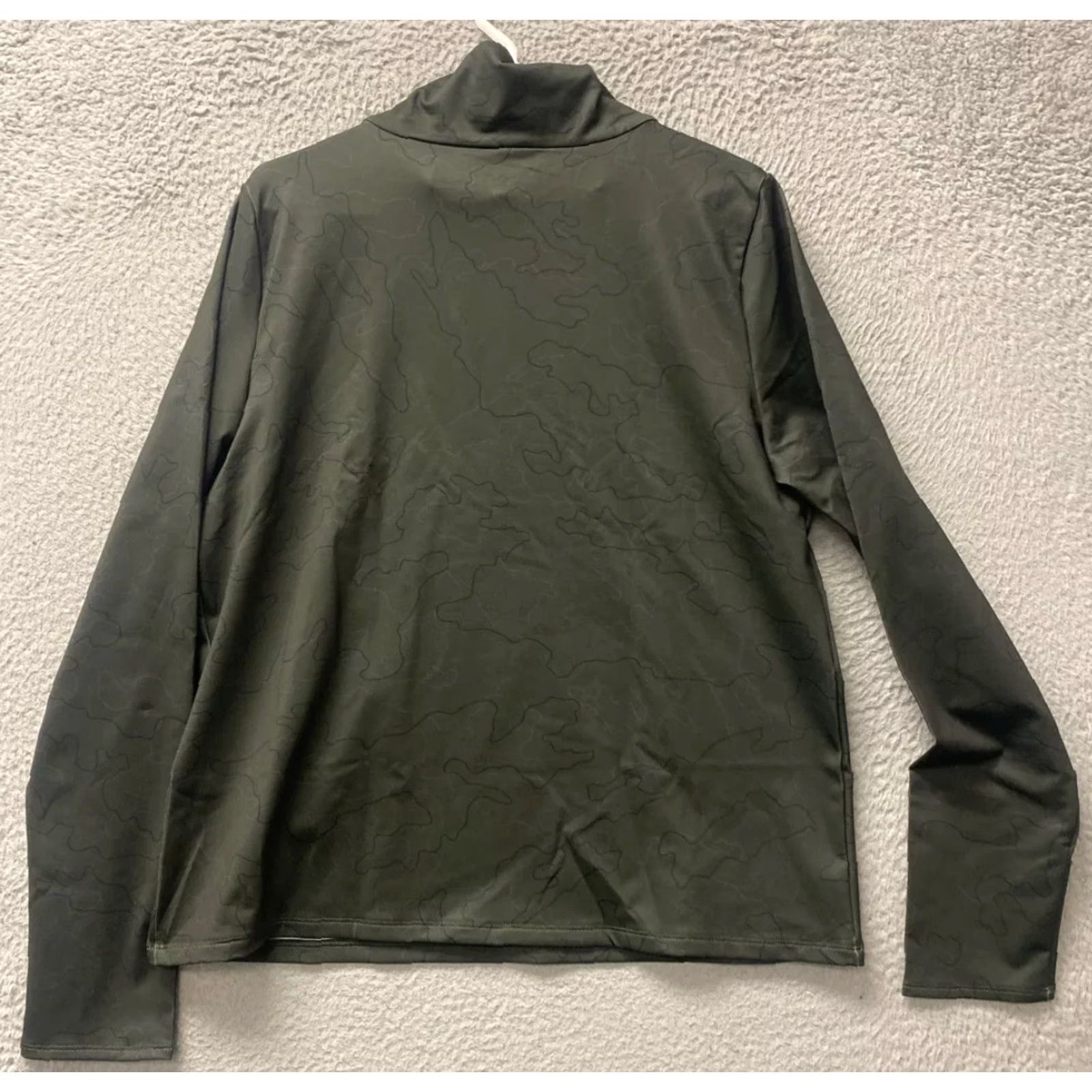 Under Armour Under Armour Sweater L Shirt Top Long Sleeve Olive Green Womens 113-13 / Size L / US 10 / IT 46 - 7 Thumbnail