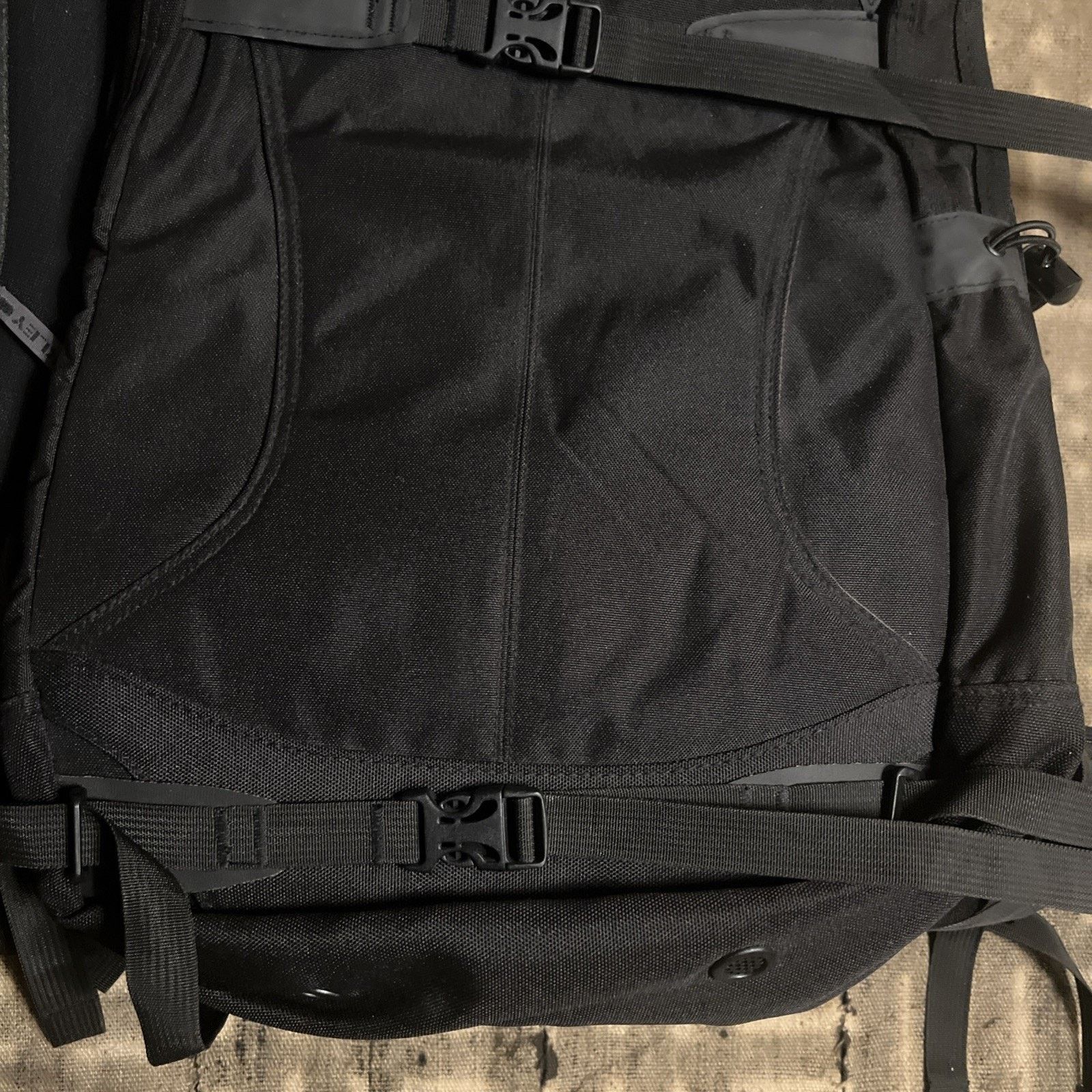 Oakley Oakley Vintage Tactical Snow Backpack Black Snowboard Pack Size ONE SIZE - 4 Thumbnail