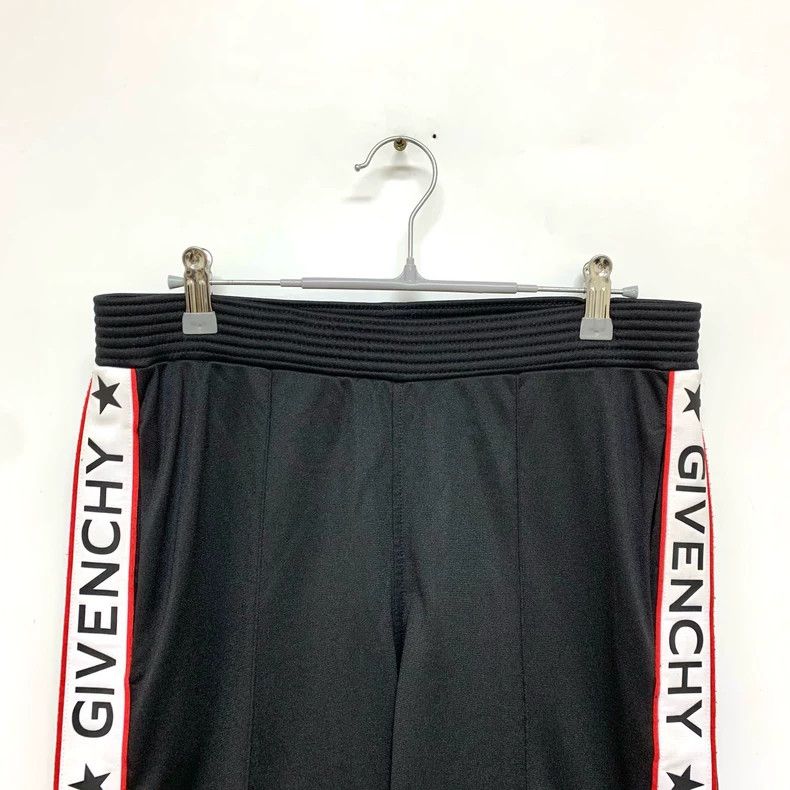 Givenchy Givenchy SizeS Popular Classic Side Stripe Logo Jersey Size US 31 - 3 Thumbnail