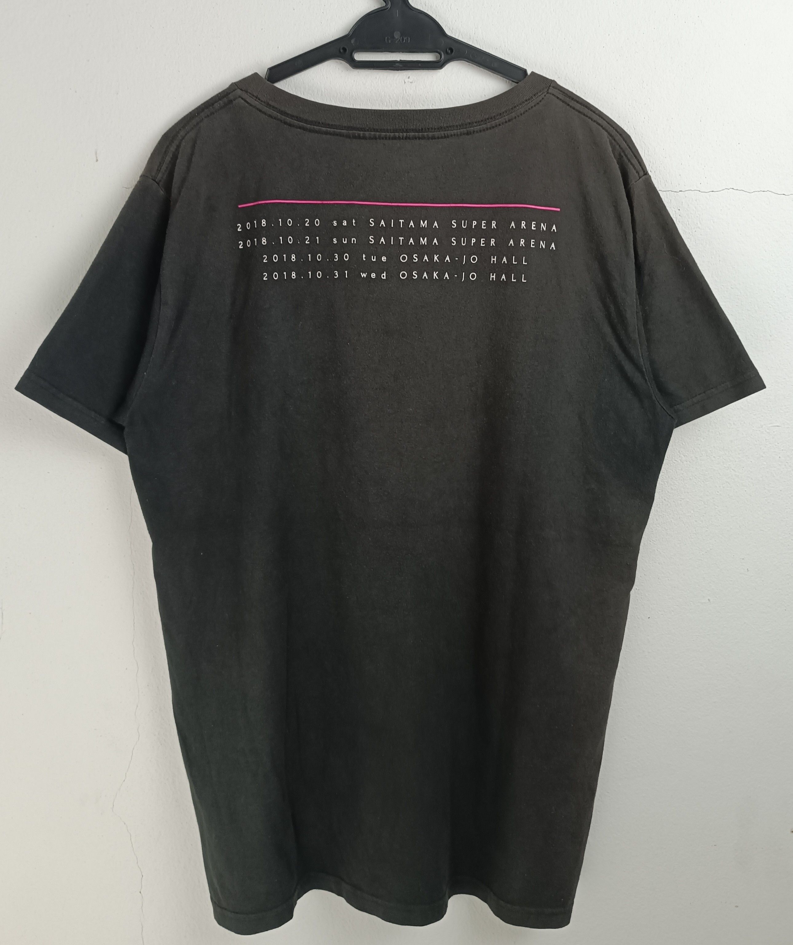 Band Tees THRASHED FADED VINTAGE ONE OK ROCK TOUR TEE radwimps gnu Size US L / EU 52-54 / 3 - 12 Thumbnail