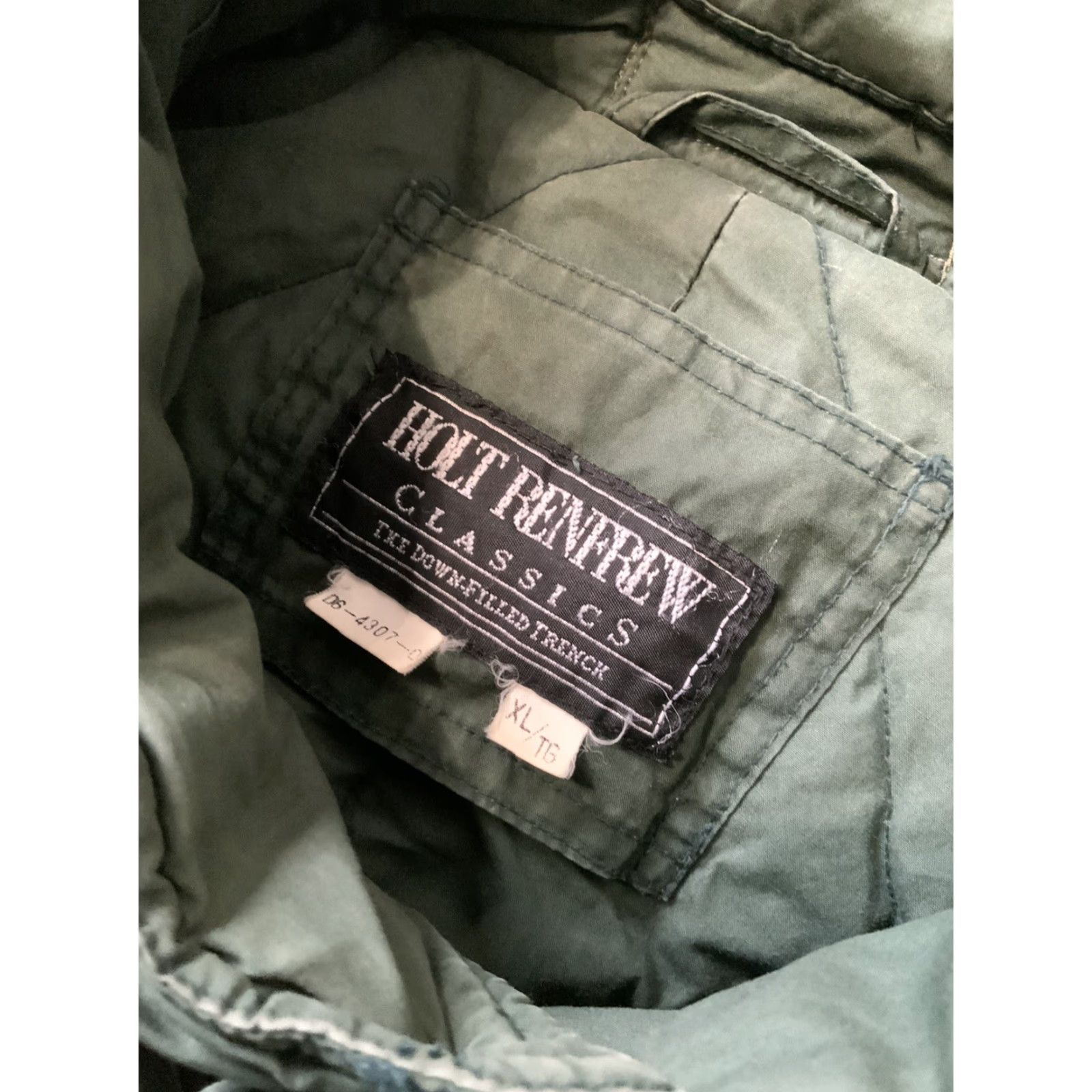 Vintage VINTAGE Holt Renfrew Green Goose Down Filled Puffer Belted Trench Coat Jacket XL Green Down Puffer Jacket Mens Womens Boys Girls Size US XL / EU 56 / 4 - 7 Thumbnail