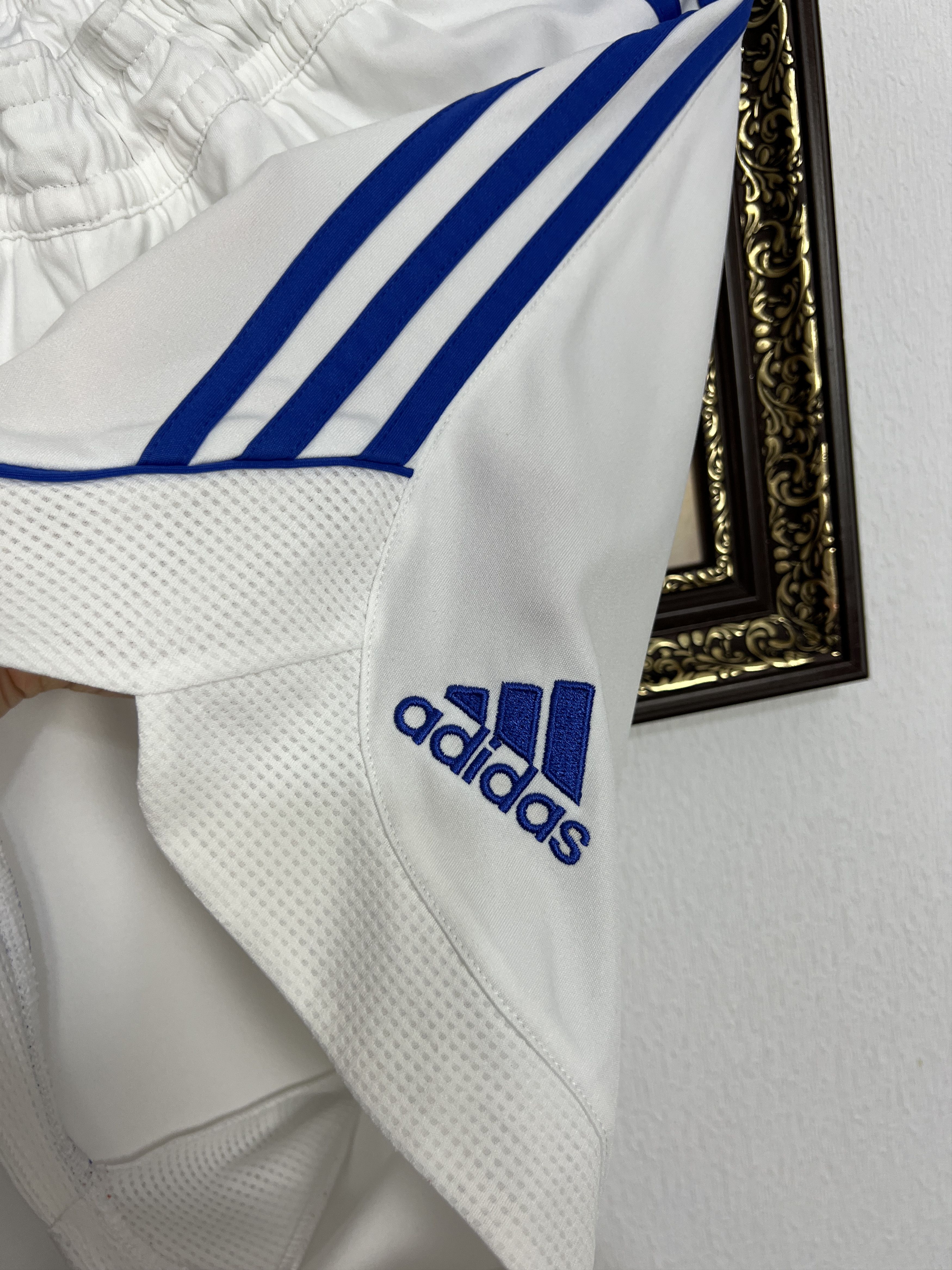 Adidas Vintage Adidas Chelsea Football Shorts Soccer Athletic Rare Size US 32 / EU 48 - 5 Thumbnail