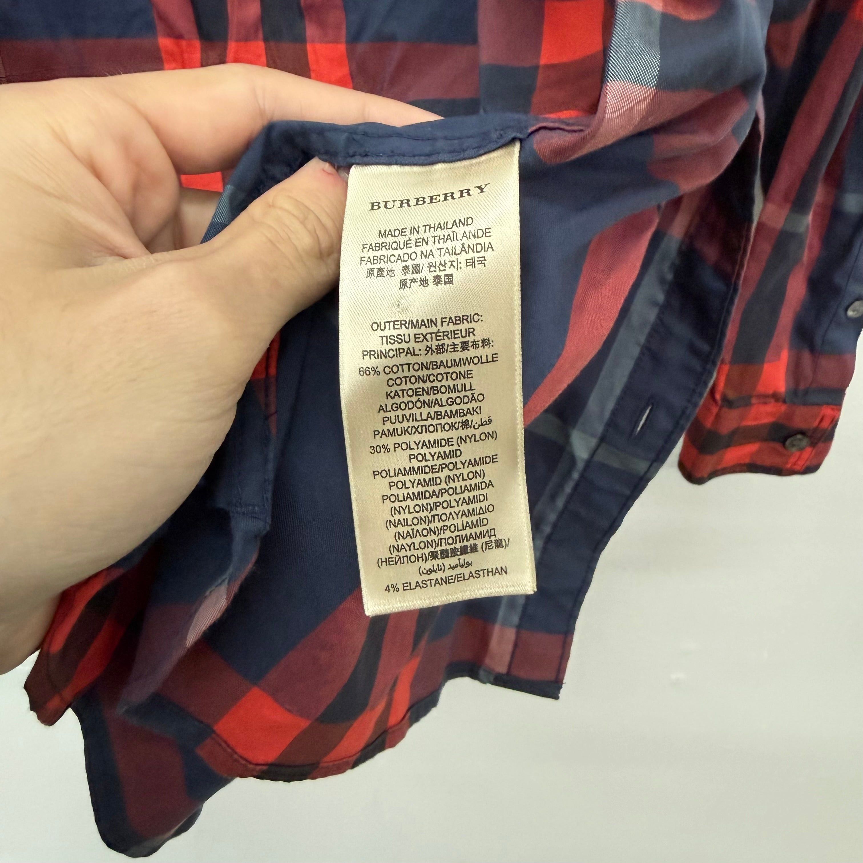 Burberry Burberry Flannel Longsleeve Red Button Up- Size M Size US M / EU 48-50 / 2 - 6 Thumbnail