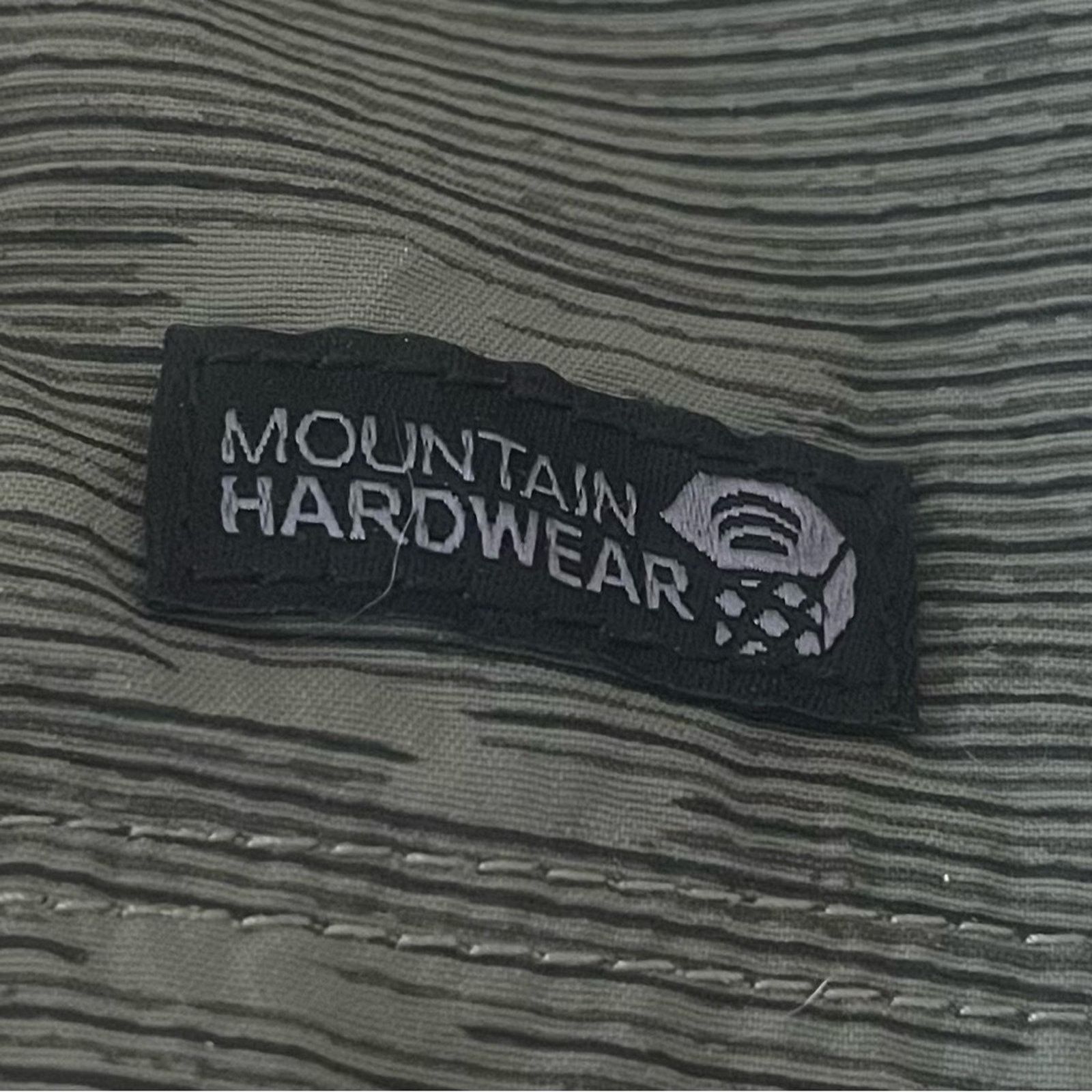 Mountain Hardwear Mountain Hardwear Shade Lite shirts, size Small Size US 26 / EU 42 - 3 Thumbnail
