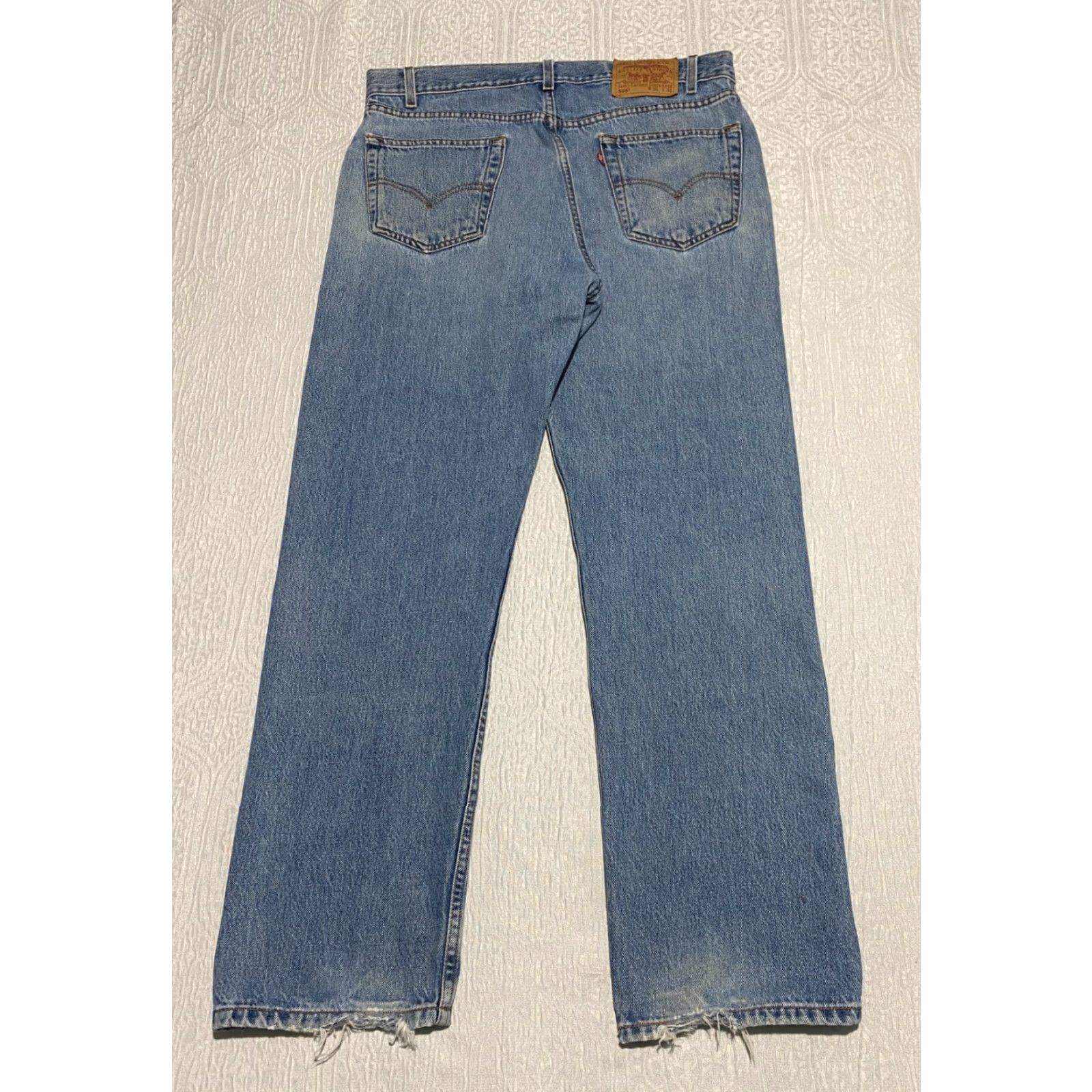 Levi's VINTAGE Levi's 505 Jeans Mens 36x30 Blue Distressed Denim 100% Cotton Regular Fit 5-Pocket Image: Logo (Button, Zip) - Levi's 500 Series Size US 36 / EU 52 - 2 Thumbnail