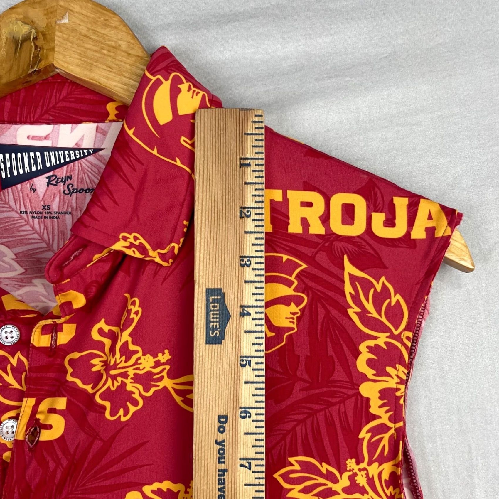Reyn Spooner Reyn Spooner Polo Shirt Womens XS Sleeveless USC Trojans Red Floral Nylon Spandex Casual Travel Letters Size XS / US 0-2 / IT 36-38 - 5 Thumbnail
