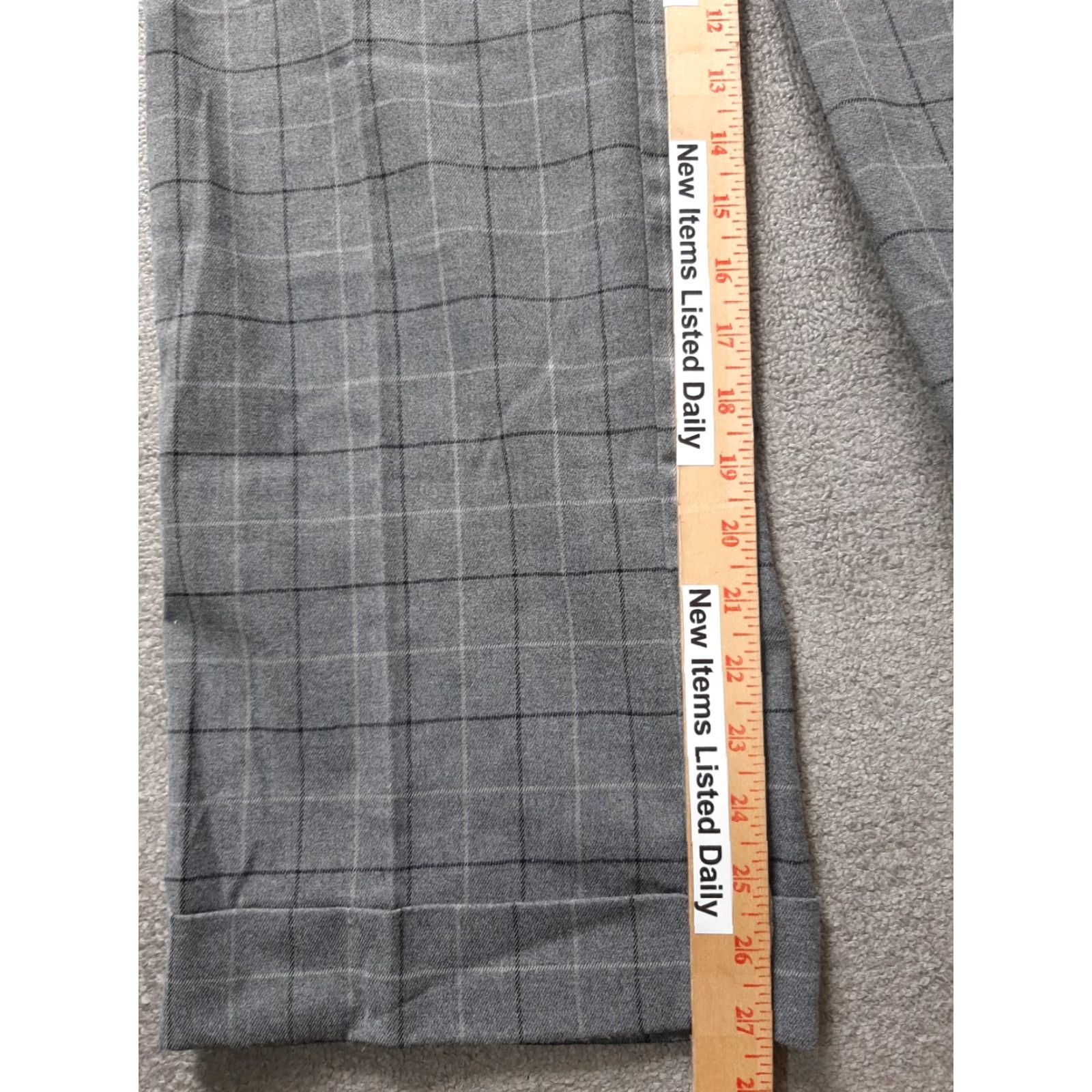 Dockers VINTAGE Dockers Pants Womens Size M Gray Checkered Pattern Stretch Dress Pants Women M Gray Checkered Pattern Vintage Stretch Size 32" / US 10 / IT 46 - 3 Thumbnail