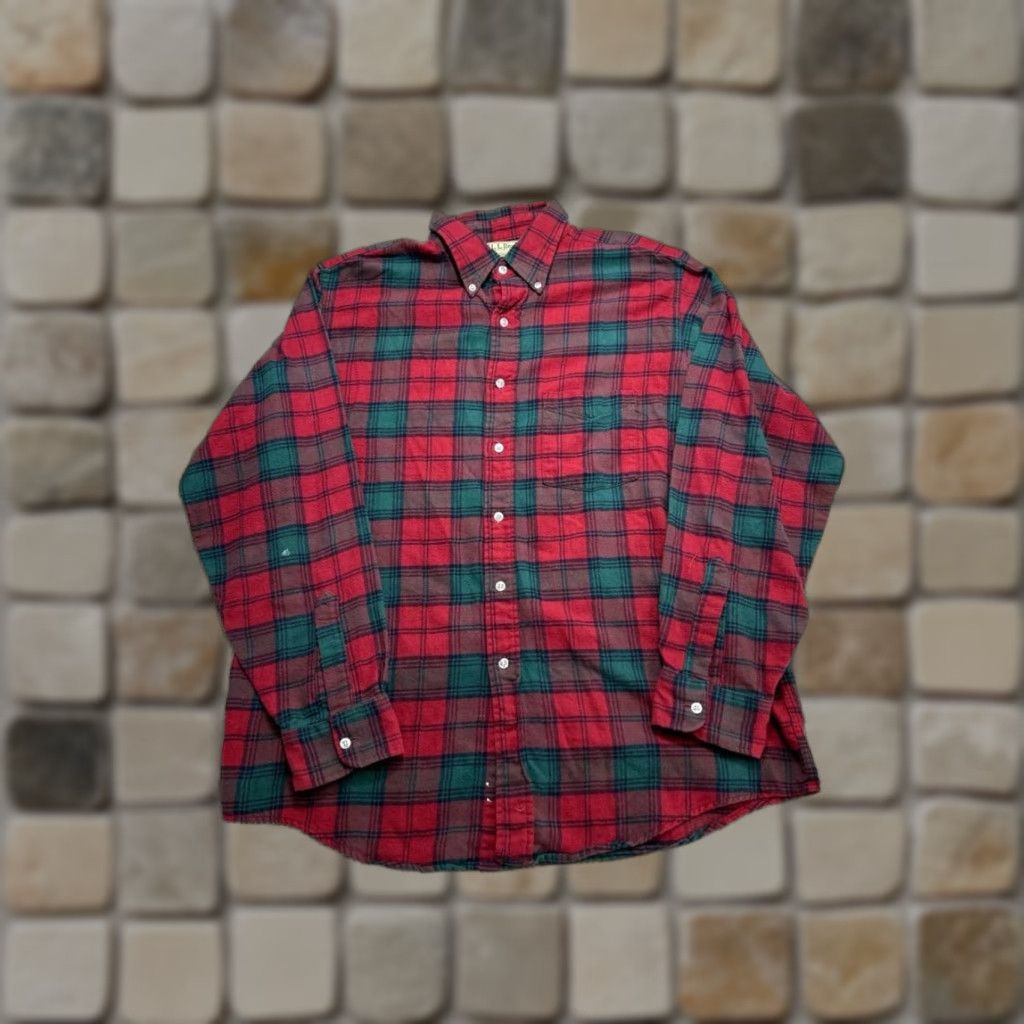 Vintage L.L.Bean Shirt Mens Large Red Cotton Button Up Plaid - Button-Down Collar, Long Sleeve, Casual, Pockets, Regular Fit, Fall Winter Spring, Men's Shirt Size US L / EU 52-54 / 3 - 1 Thumbnail