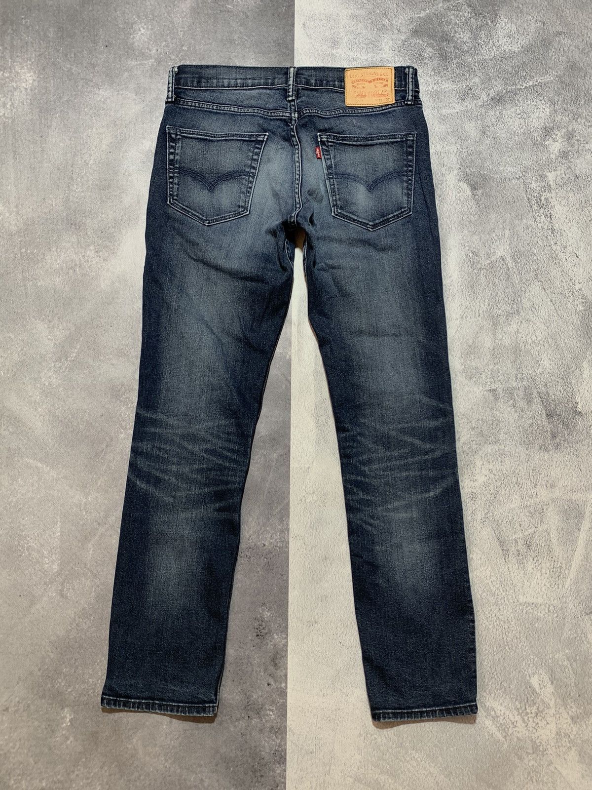 Levi's × Vintage Vintage Y2K Levi’s jeans streetwear style size 31x32 Size US 31 - 1 Thumbnail
