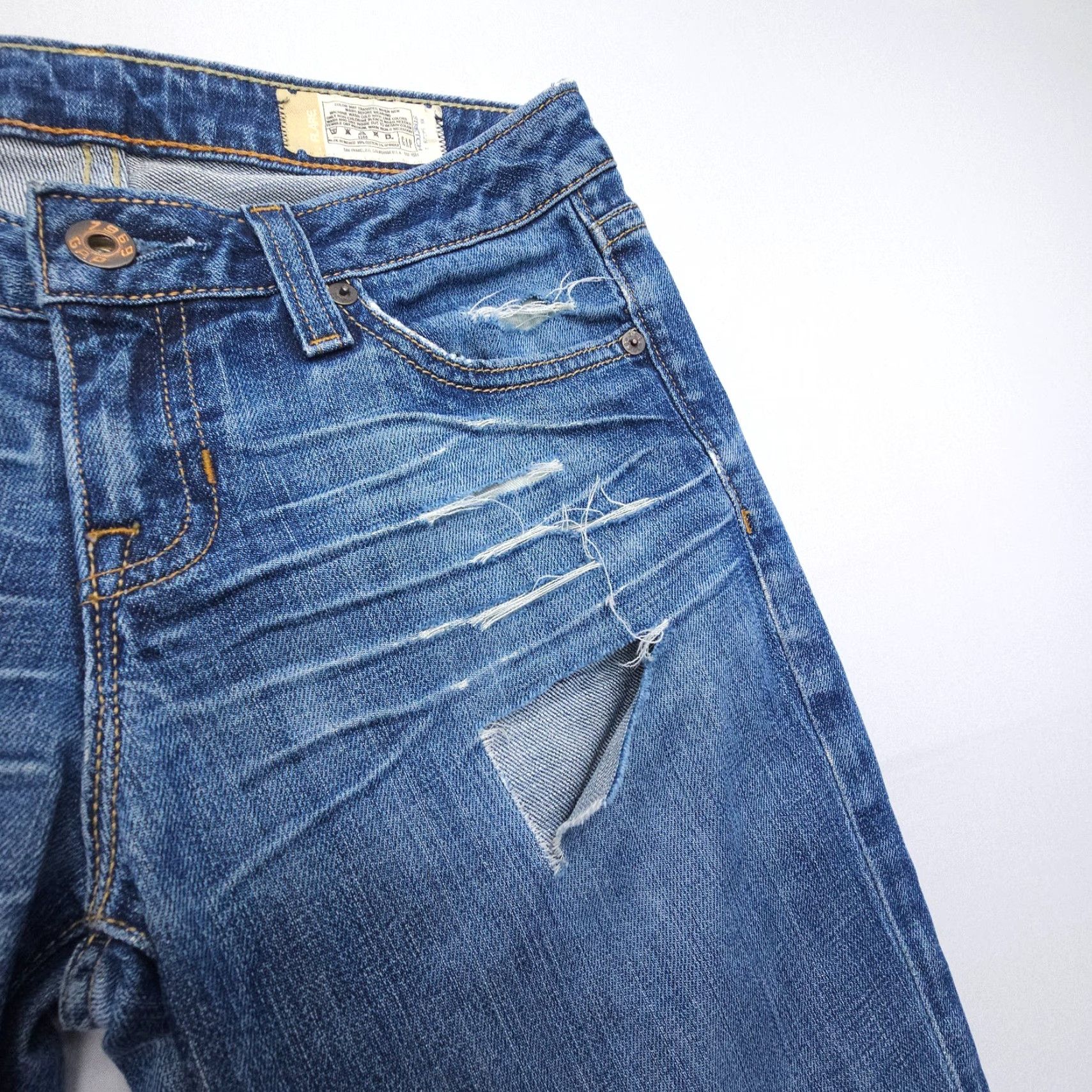 Gap VINTAGE Gap 1969 Jeans Flared 27x32 Dark Blue 5-Pocket Denim Stretch Juniors 2006 USA 90s Boho Festival Hippie Size 25" / US 0 / IT 36 - 3 Thumbnail