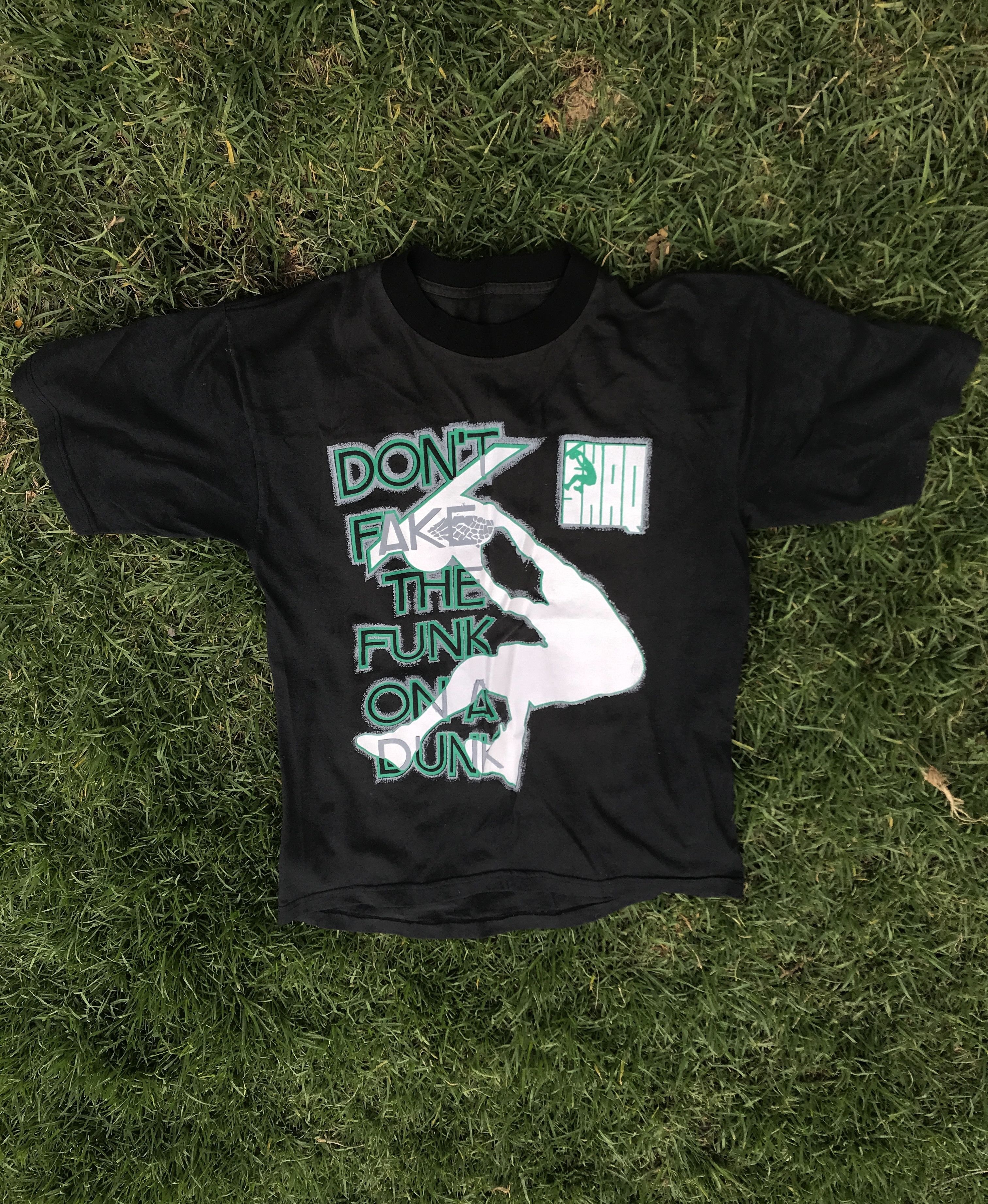 NBA Shaquille O’Neal 90’s Bootleg Tee Size US XL / EU 56 / 4 - 1 Thumbnail