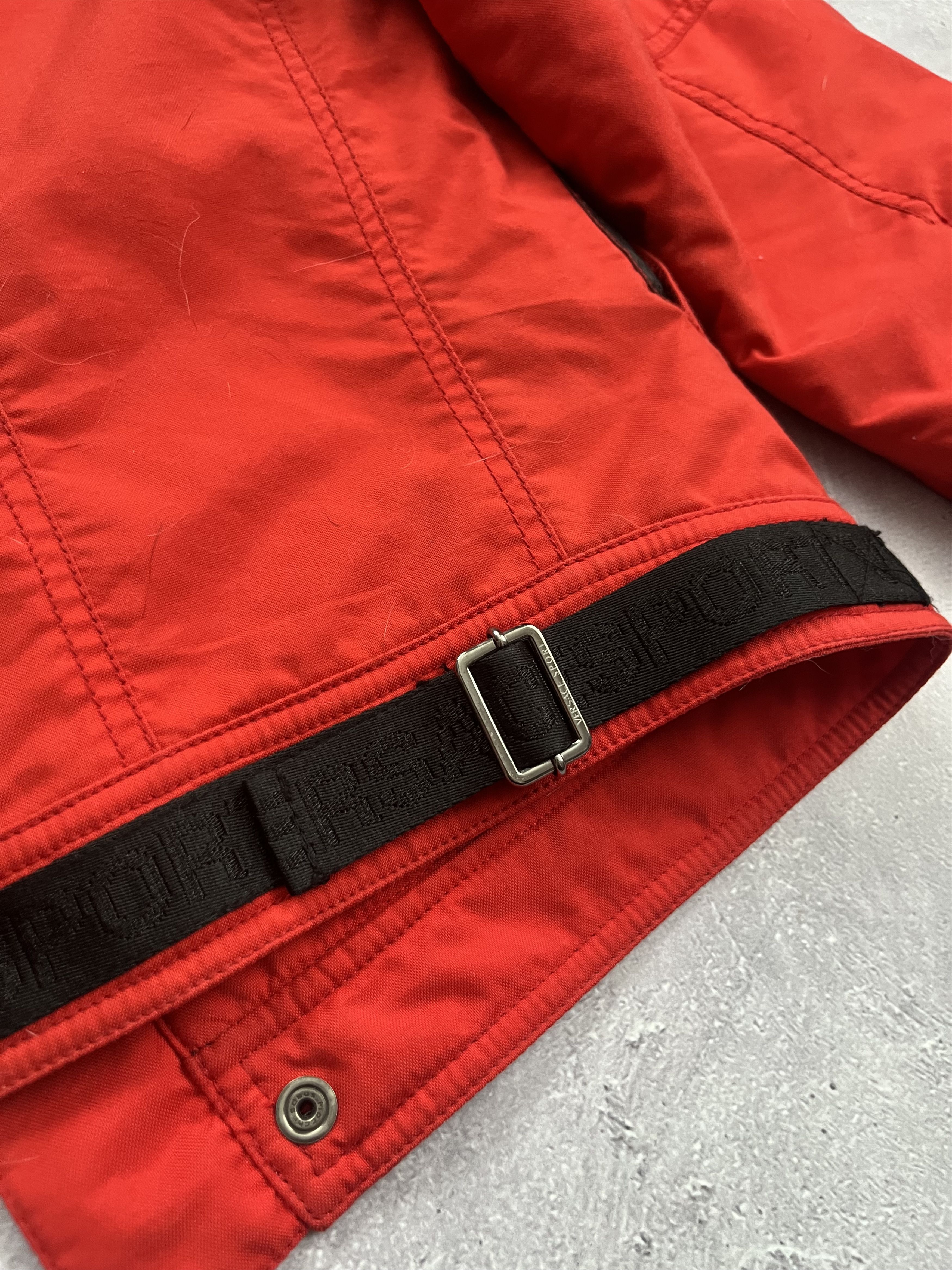 Versace Vintage Versace Sport Diaplex Biker Jacket Style Red Logo Size US L / EU 52-54 / 3 - 20 Thumbnail