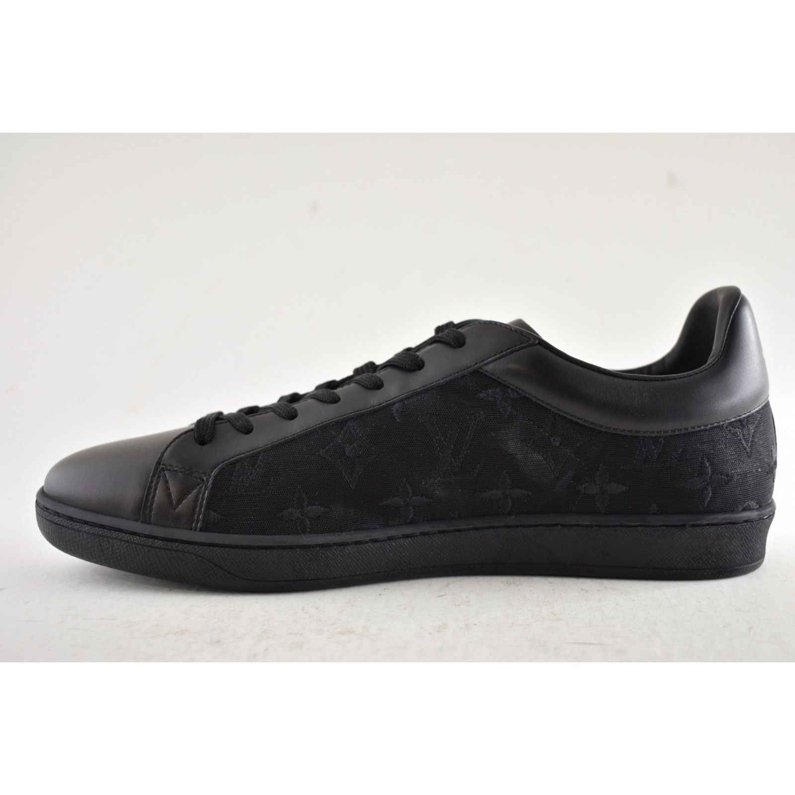 Louis Vuitton Louis Vuitton Luxembourg Tattoo Black Monogram LV Low Size US 10 / EU 43 - 10 Thumbnail