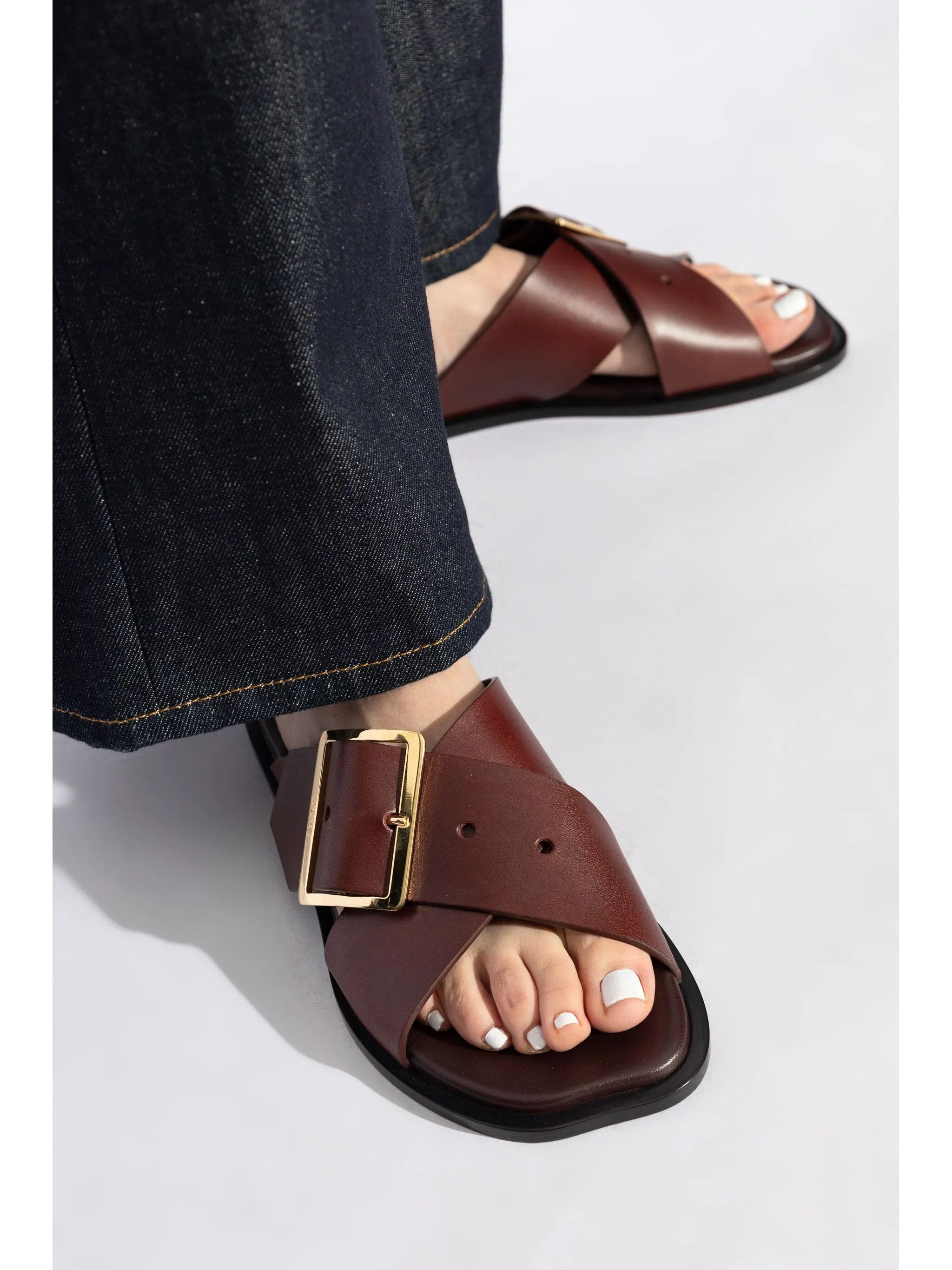 Loewe o1in1g0426 Petal Belt Flat Sandals in Burgundy Size US 9 / IT 39 - 4 Thumbnail