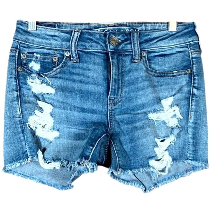American Eagle Outfitters American Eagle Outfitters Womens Shorts Blue Denim Midi Distressed Stretch 4 Size 27" / US 4 / IT 40 - 2 Thumbnail