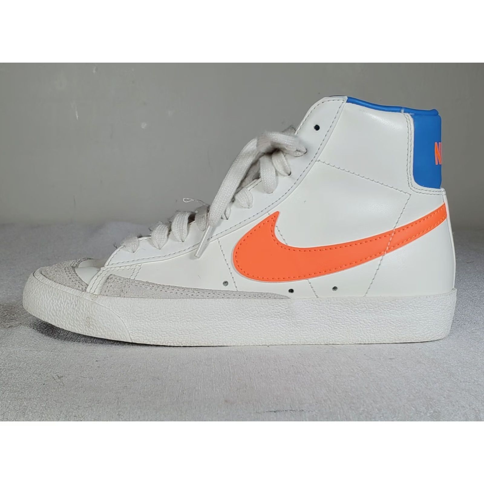 Nike Nike Blazer Mid '77 Sneakers Women's US 6.5 Sail / Total Orange DQ4692-100 Shoes Size M / US 6-8 / IT 42-44 - 5 Thumbnail