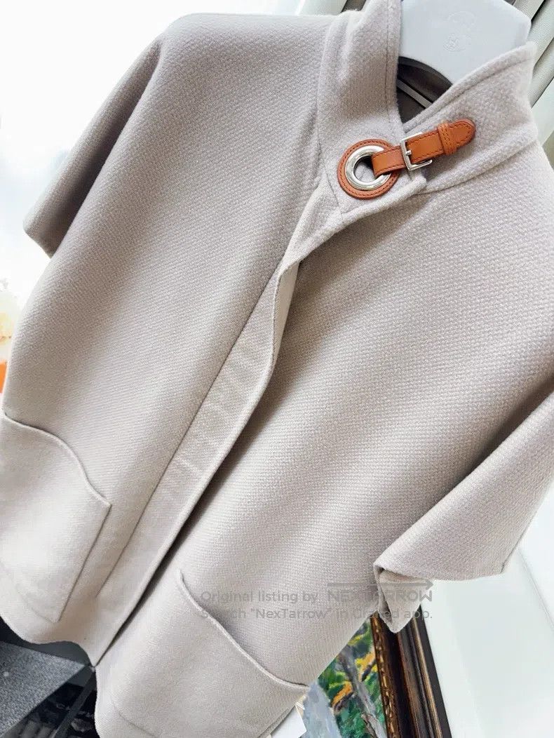 Hermes Hermes Beige shawl collar cashmere vest Size XXS / US 00 / IT 34 - 3 Thumbnail