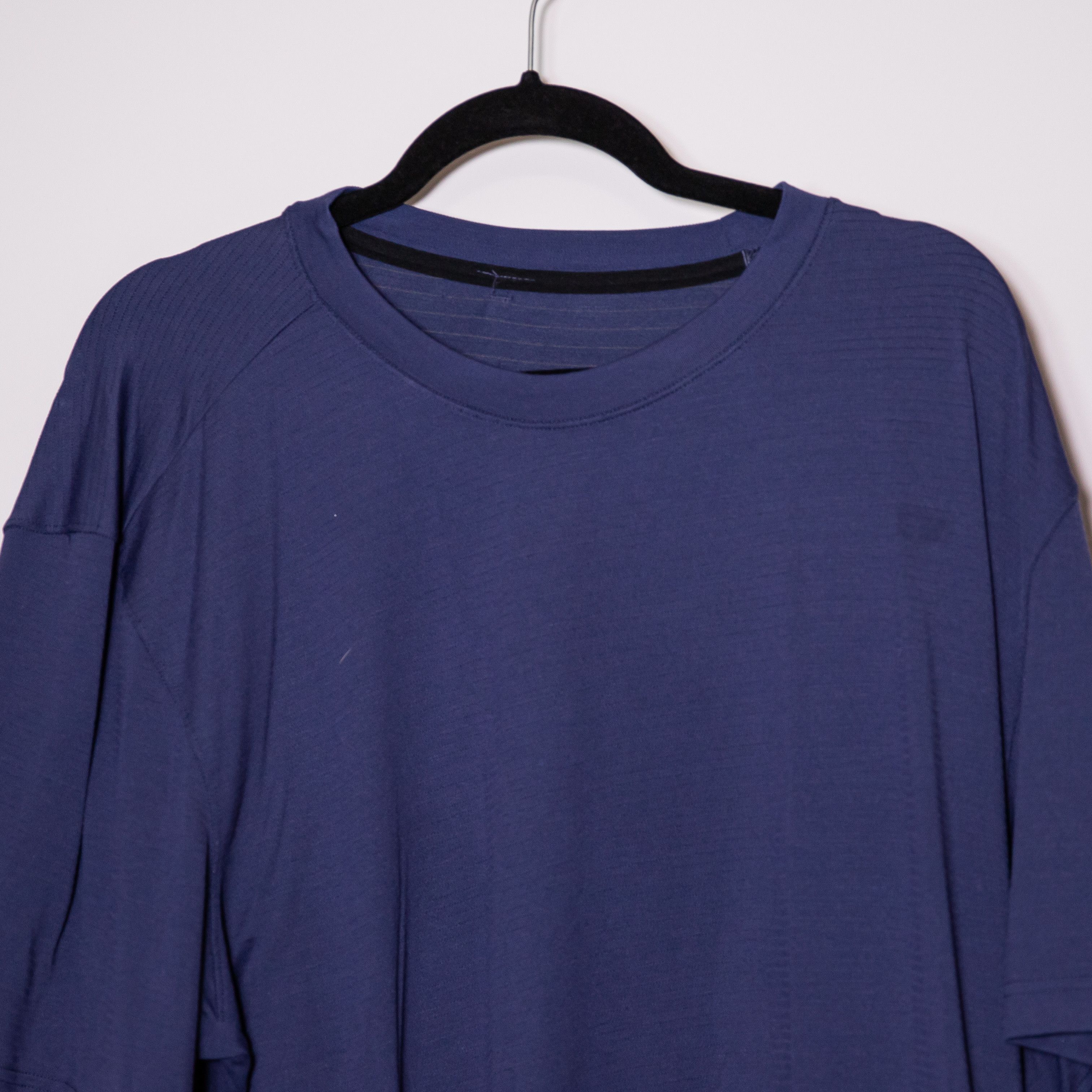 Lululemon Lululemon Men's Crew Neck Short Sleeve Size US XXL / EU 58 / 5 - 2 Thumbnail