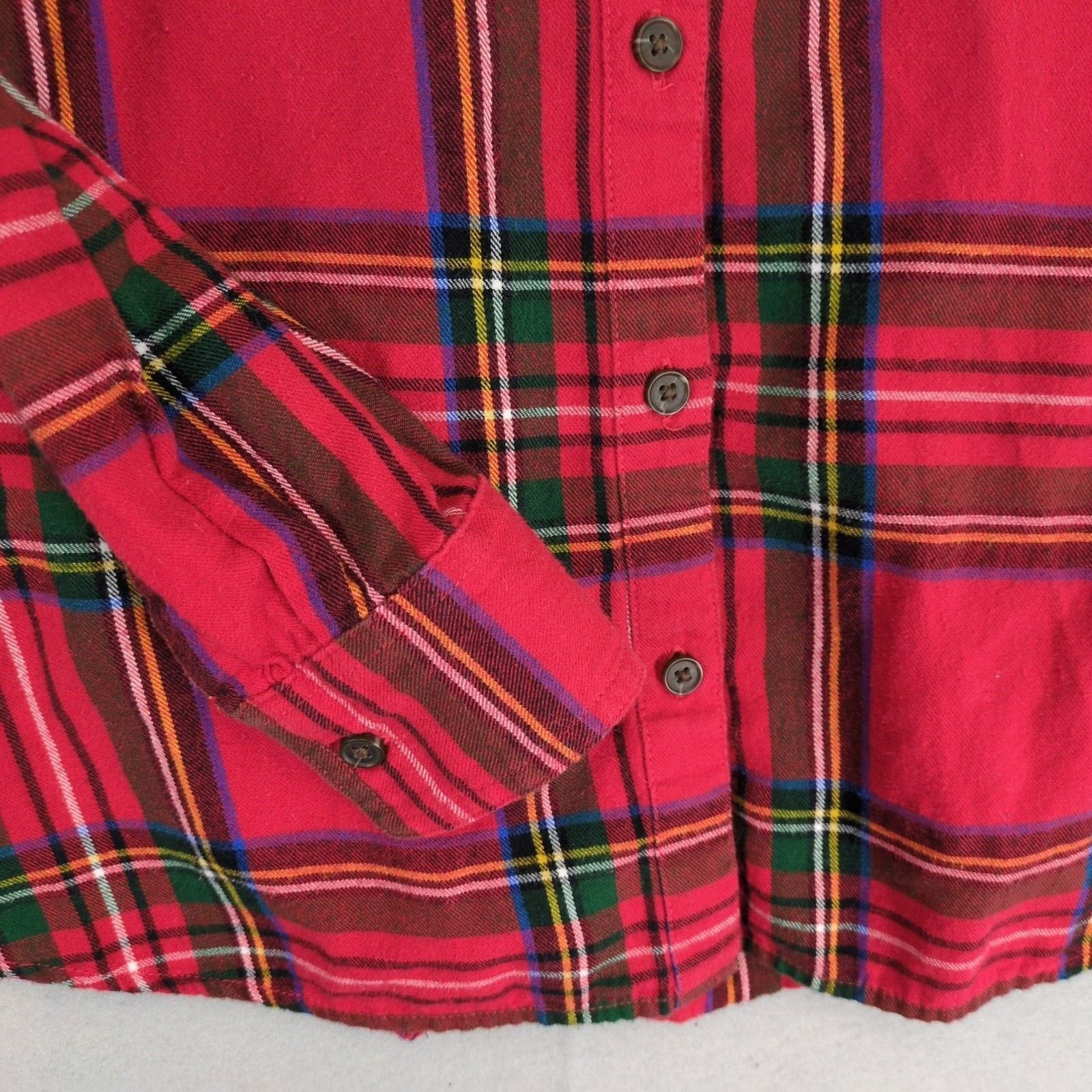 Old Navy Old Navy The Classic Shirt Women's S Red Flannel Long Sleeve Size S / US 4 / IT 40 - 5 Thumbnail