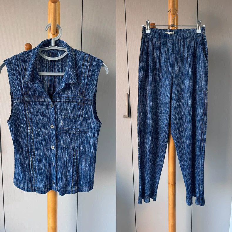 Issey Miyake Issey Miyake size:3 Blue snowflake denim vest Size S / US 4 / IT 40 - 1 Thumbnail
