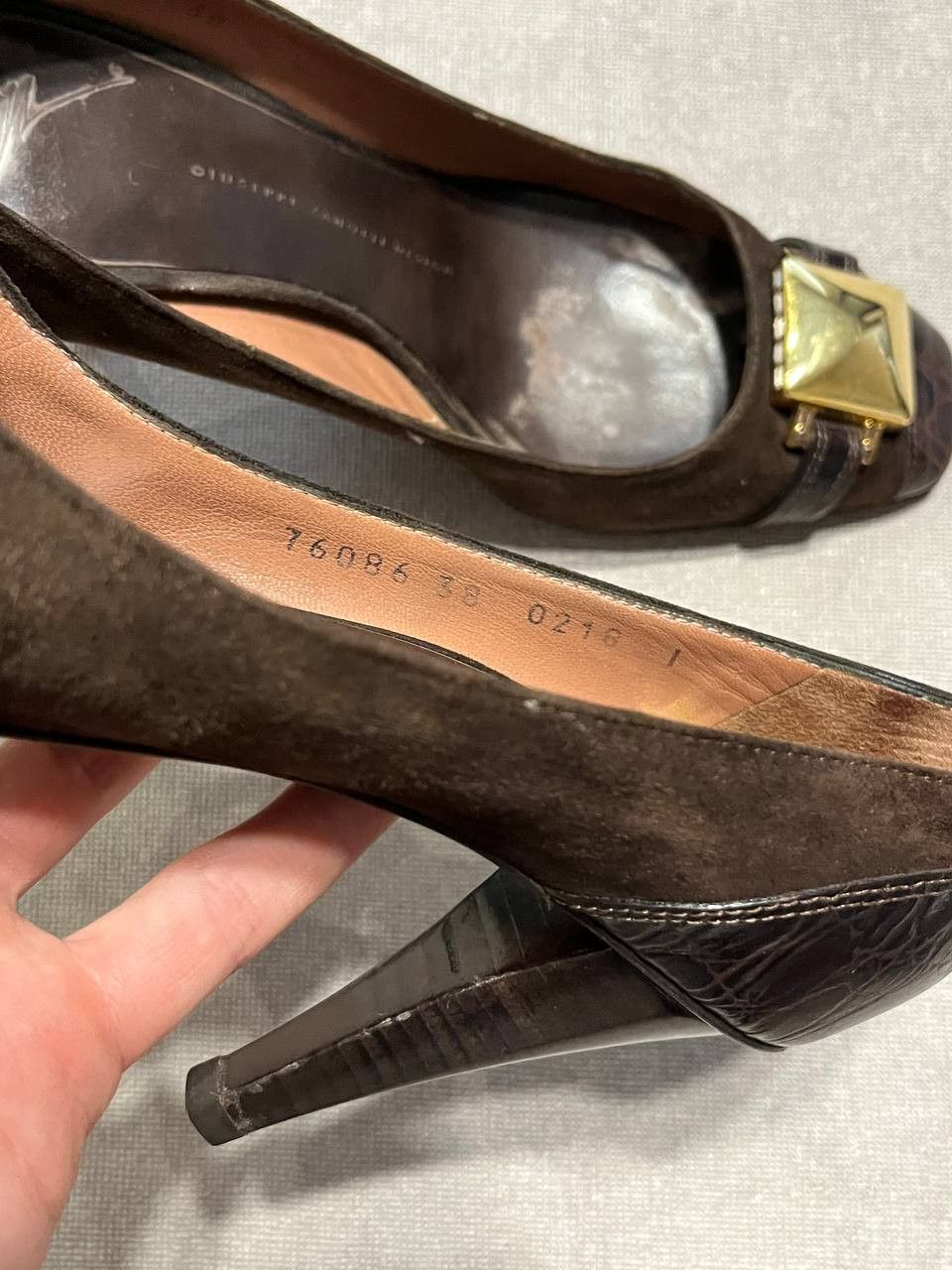 Giuseppe Zanotti Giuseppe Zanotti Open Women`s Rare Pumps Heels Gold 38 Size US 8 / IT 38 - 14 Thumbnail