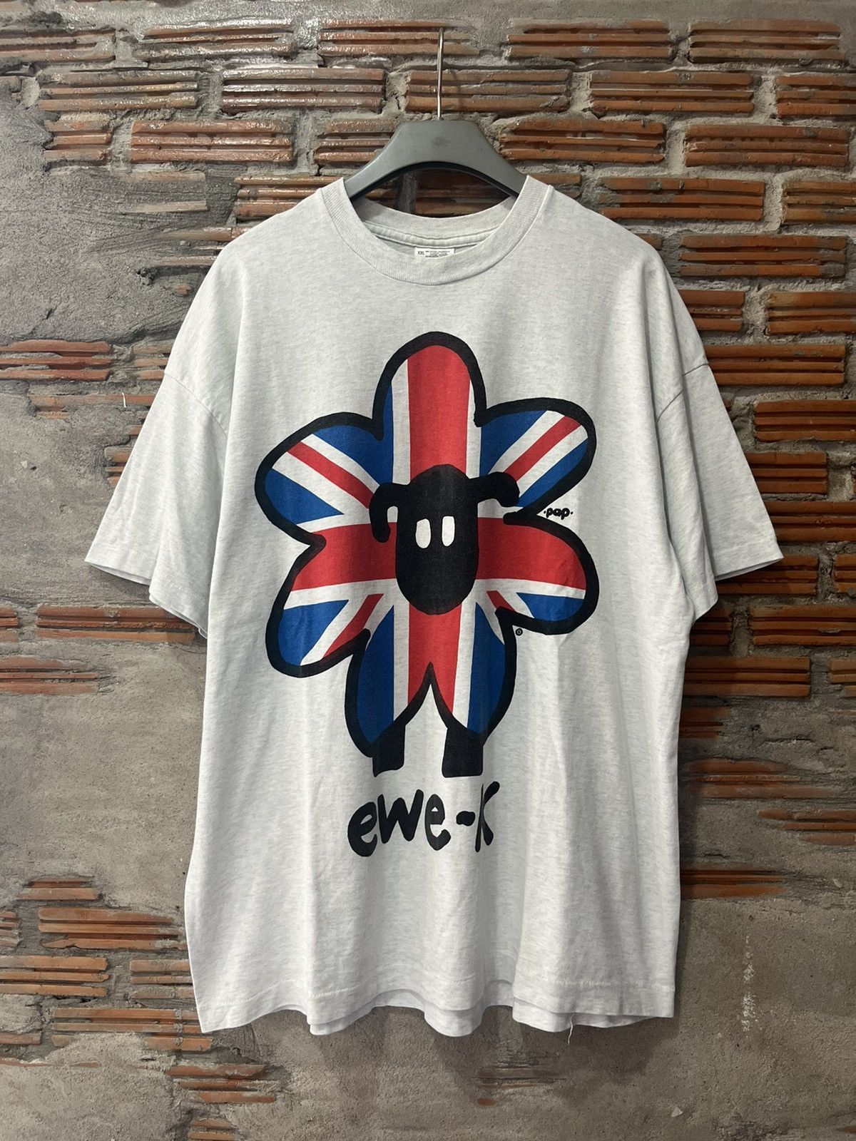 Arts & Science Vtg Shaun the Sheep ewe-k Aardman animations UK 90’s Tshirt Size US XXL / EU 58 / 5 - 2 Thumbnail