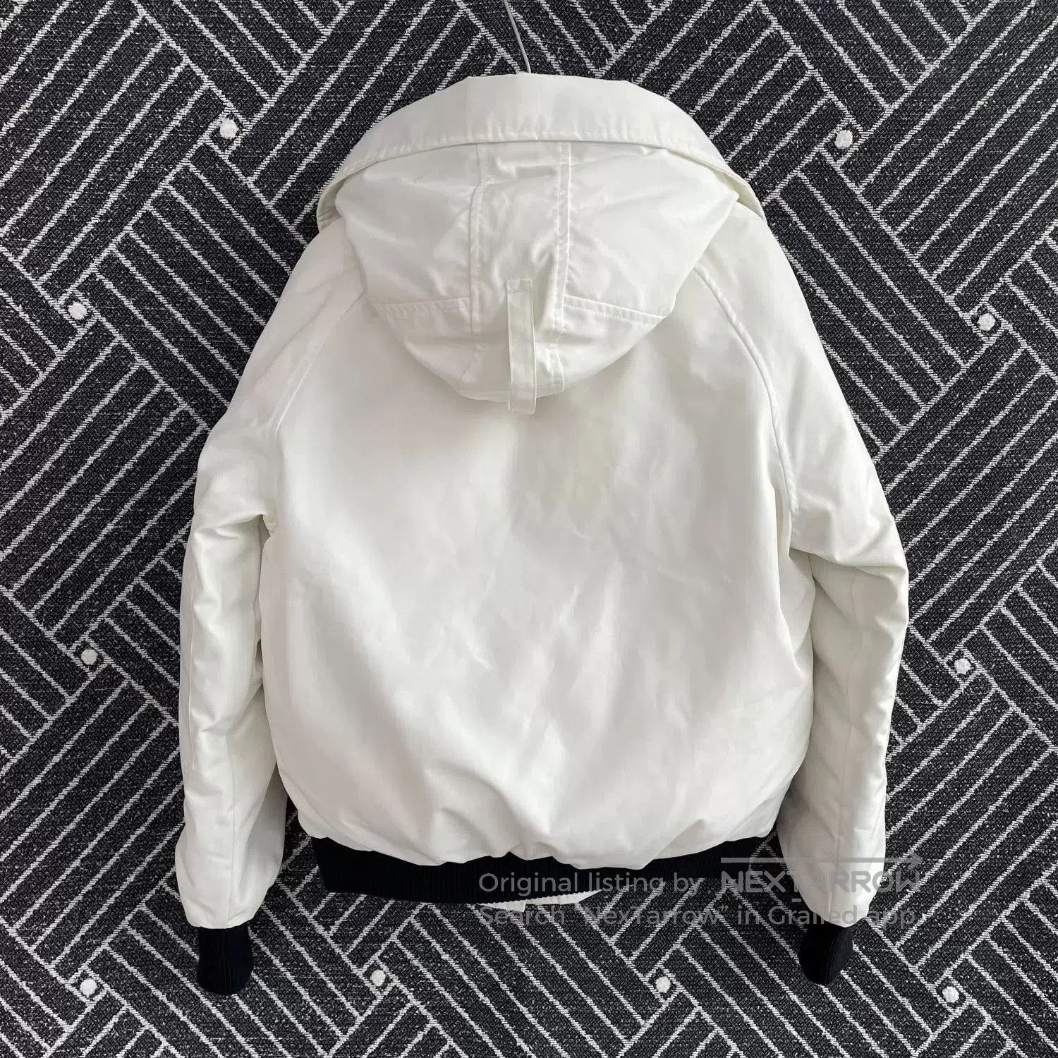 Canada Goose Canada Goose Red Label Hooded Down Jacket. Size M / US 6-8 / IT 42-44 - 2 Thumbnail