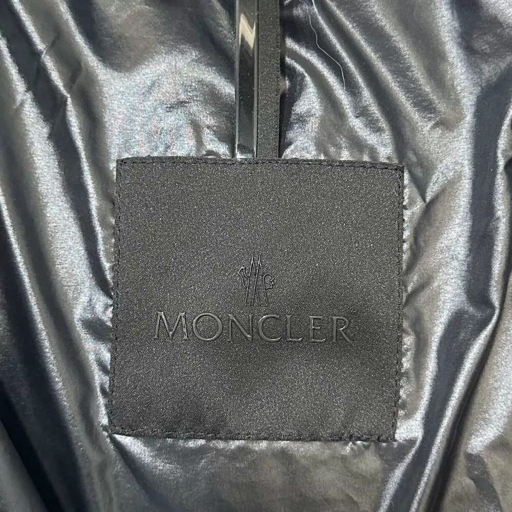 Moncler Moncler Yonne Black Logo Hooded Down Jacket 3 Size M / US 6-8 / IT 42-44 - 8 Thumbnail