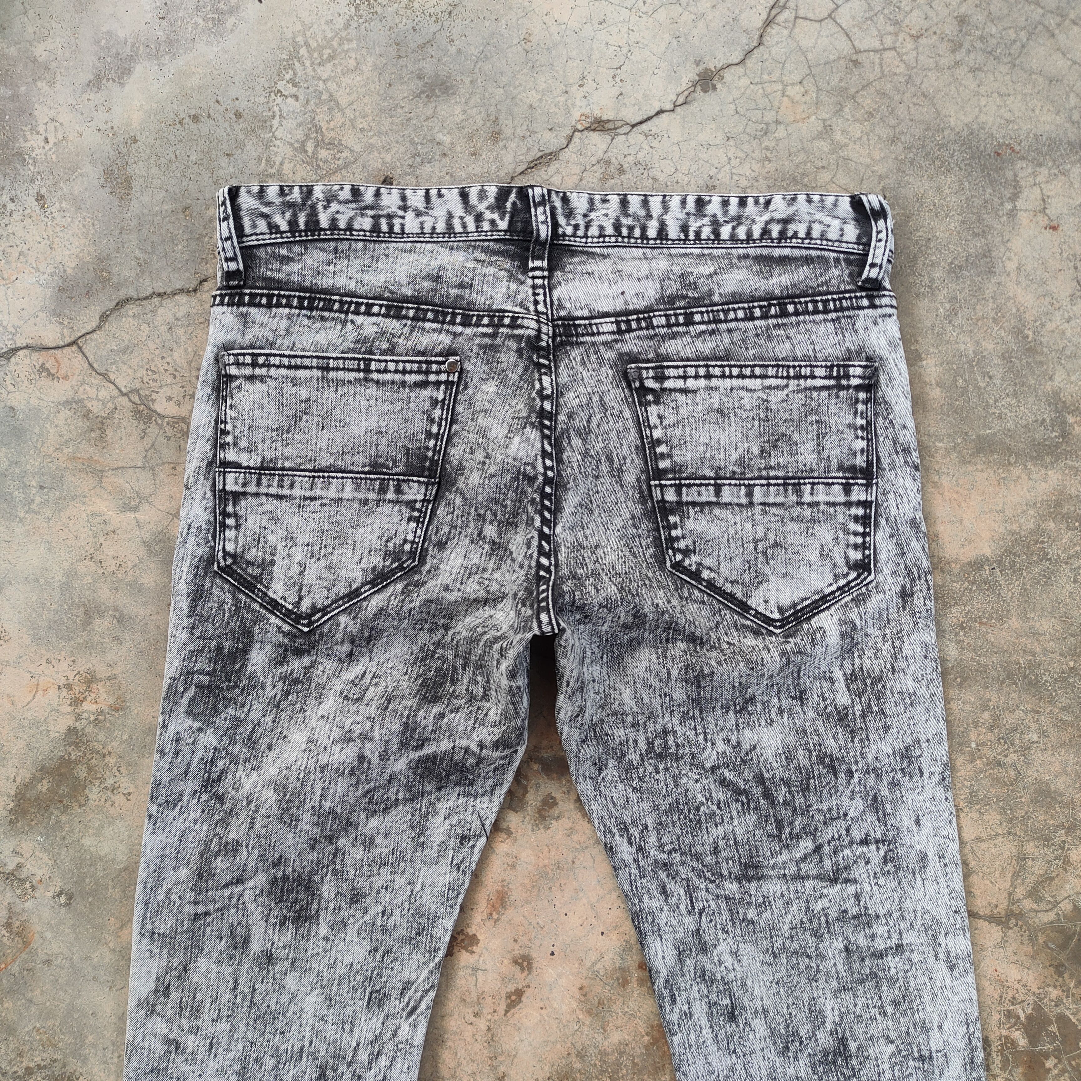 Roots VINTAGE ROOT THREE SKINNY FADED DISTRESSED JEANS PANTS Size US 33 - 9 Thumbnail