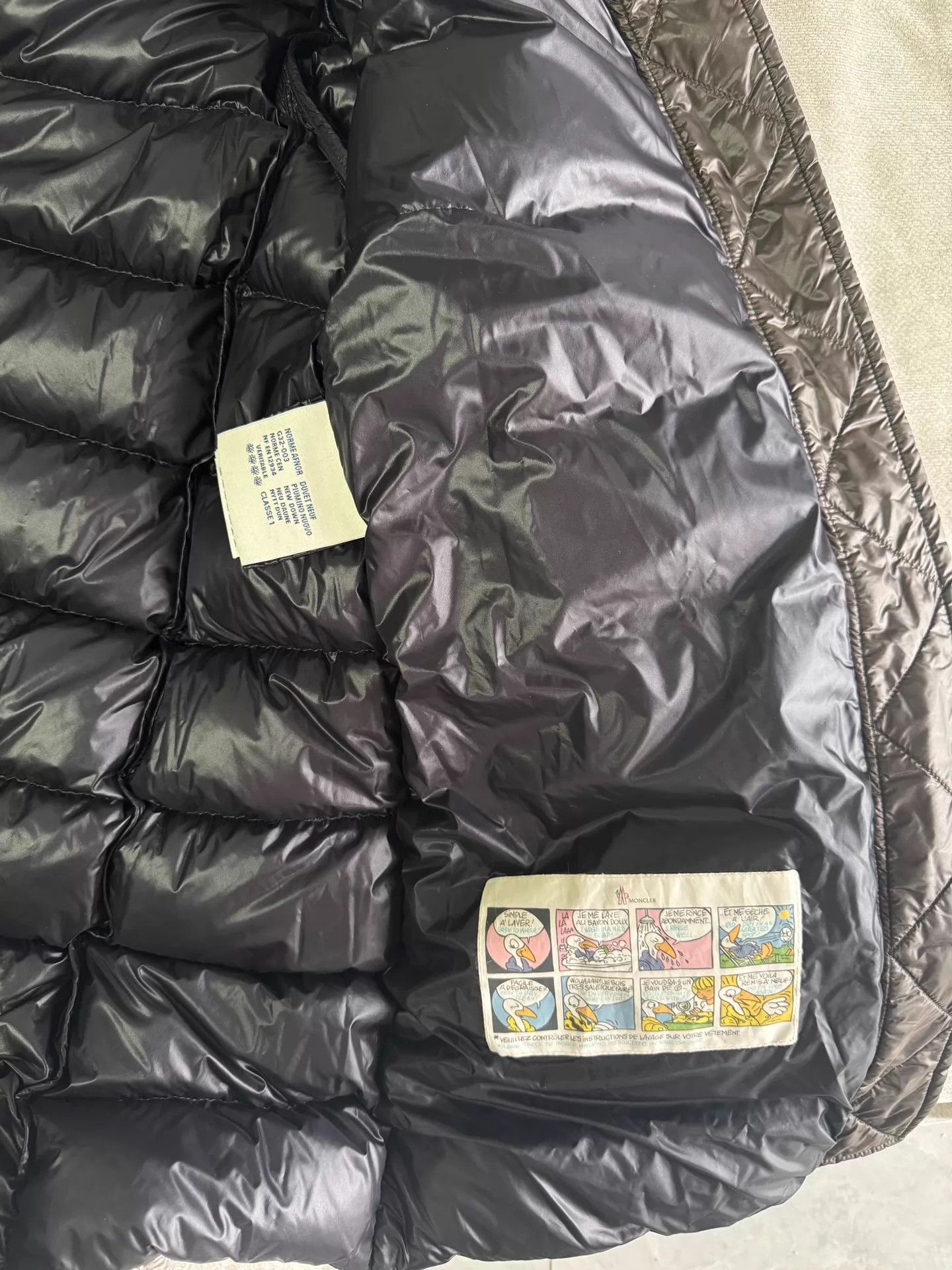 Moncler Moncler suyen Size 1 Authentic Size S / US 4 / IT 40 - 4 Thumbnail