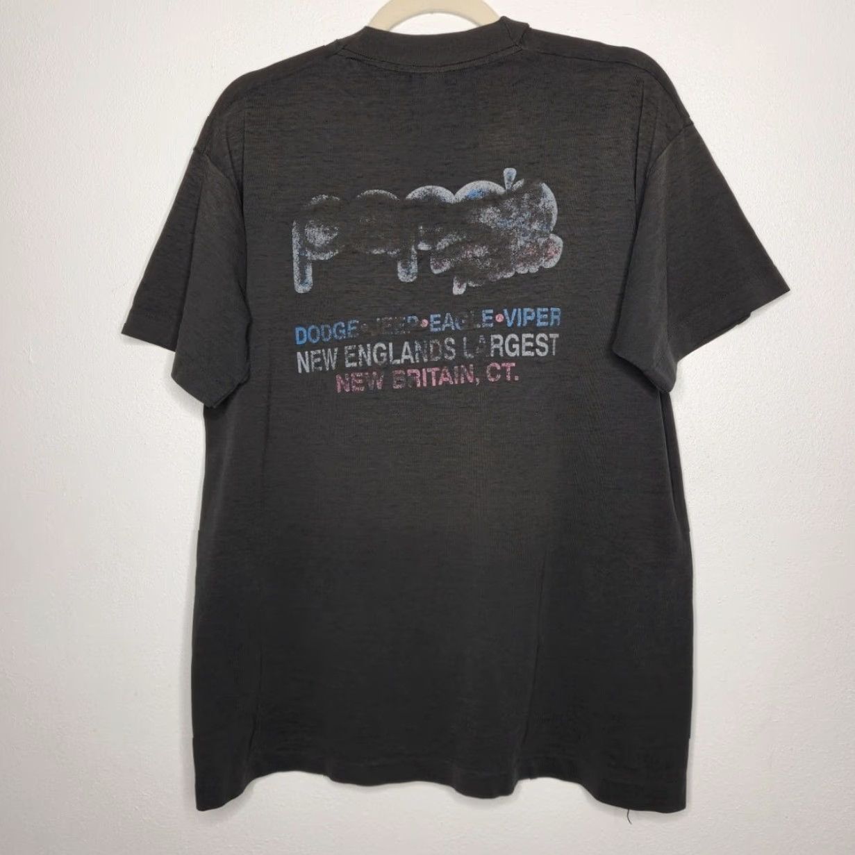 Fruit Of The Loom VINTAGE Burnout Worn Distressed Jeep Dodge Eagle Viper Car Dealership Black Shir Unisex Adults L Black Shirt 90s Grunge Car Theme Size US L / EU 52-54 / 3 - 7 Thumbnail