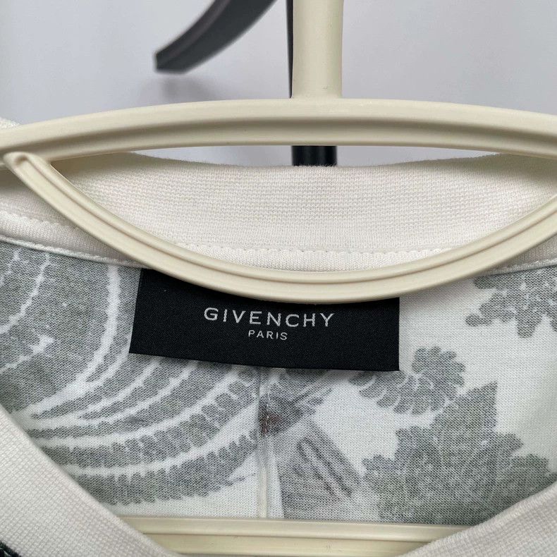 Givenchy Givenchy Cotton Short Sleeve Shirt, Sage Green, Size S Size US S / EU 44-46 / 1 - 3 Thumbnail