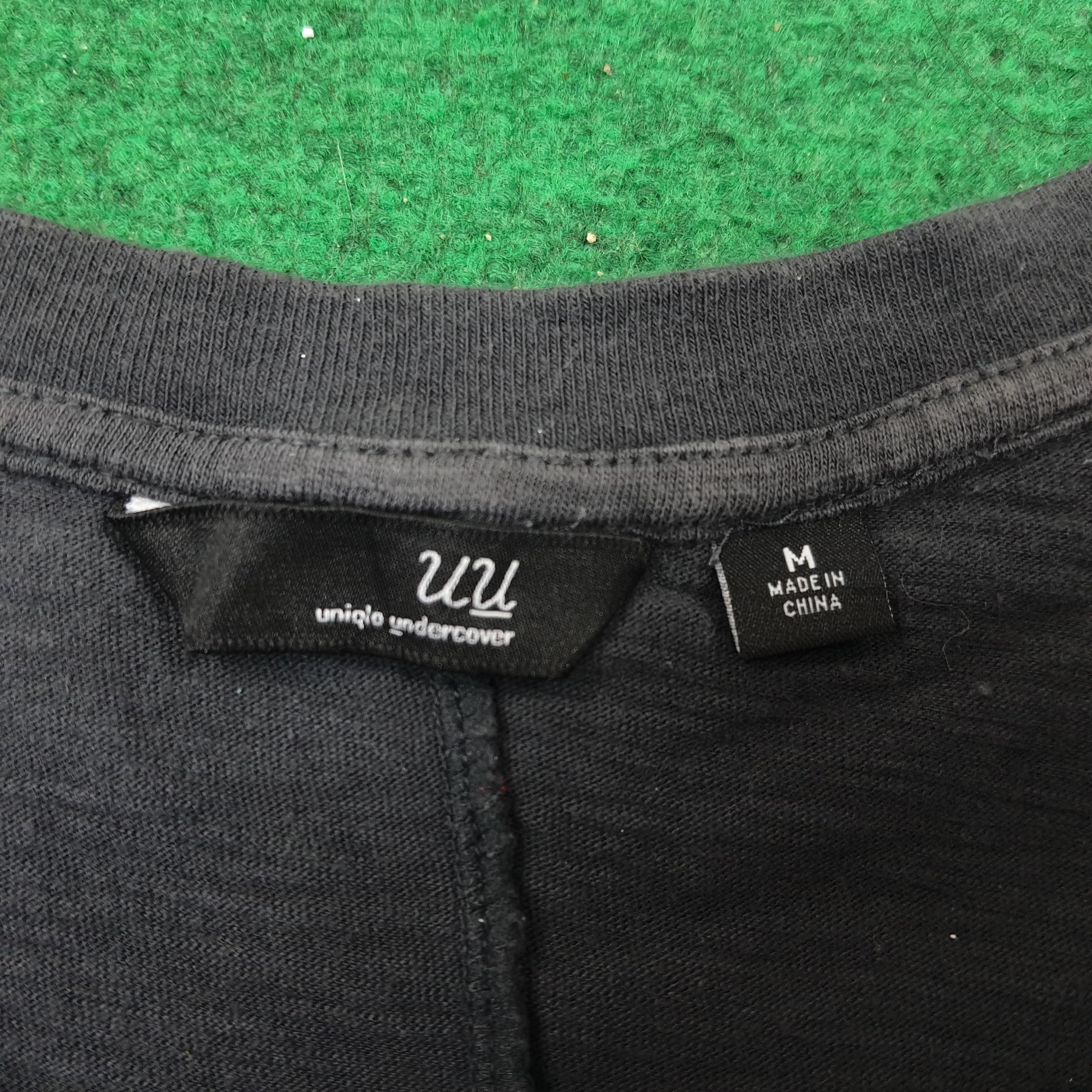Undercover × Vintage Vintage Uniqlo x Undercover Japanese Brand tshirt C219N61 Size US M / EU 48-50 / 2 - 4 Thumbnail