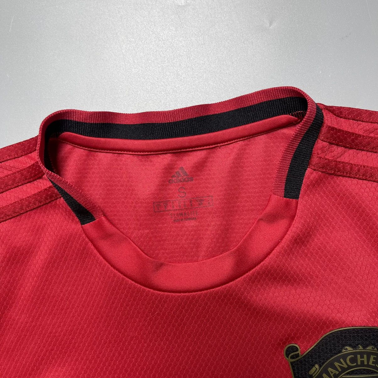 Adidas MAN UNITED ADIDAS 2019/2020 SOCCER HOME JERSEY #18 FERNANDES Size US S / EU 44-46 / 1 - 6 Thumbnail
