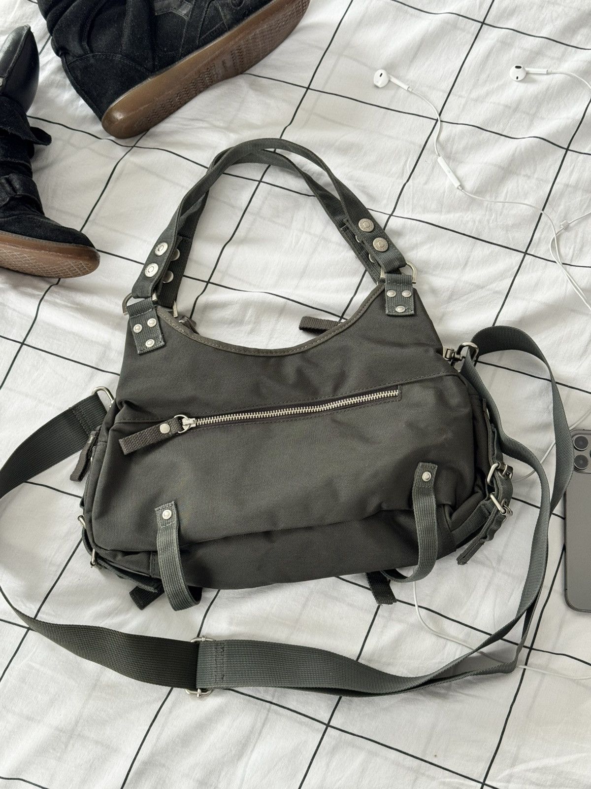George Gina & Lucy Very Rare George Gina & lucy Y2k Alyx Bag Crossbody Handbag Size ONE SIZE - 14 Thumbnail
