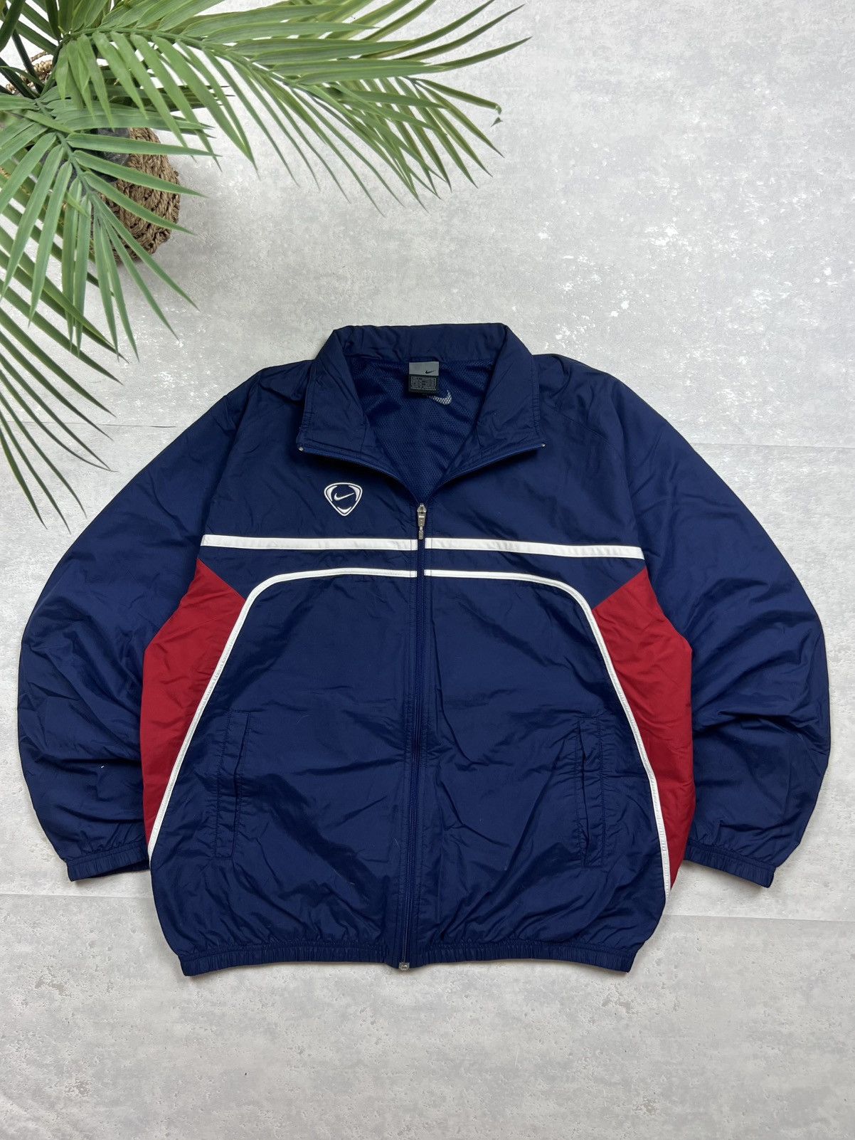Nike 90s Nike Swoosh Vintage Y2K Oversized Windbreaker Jacket Size US L / EU 52-54 / 3 - 1 Thumbnail