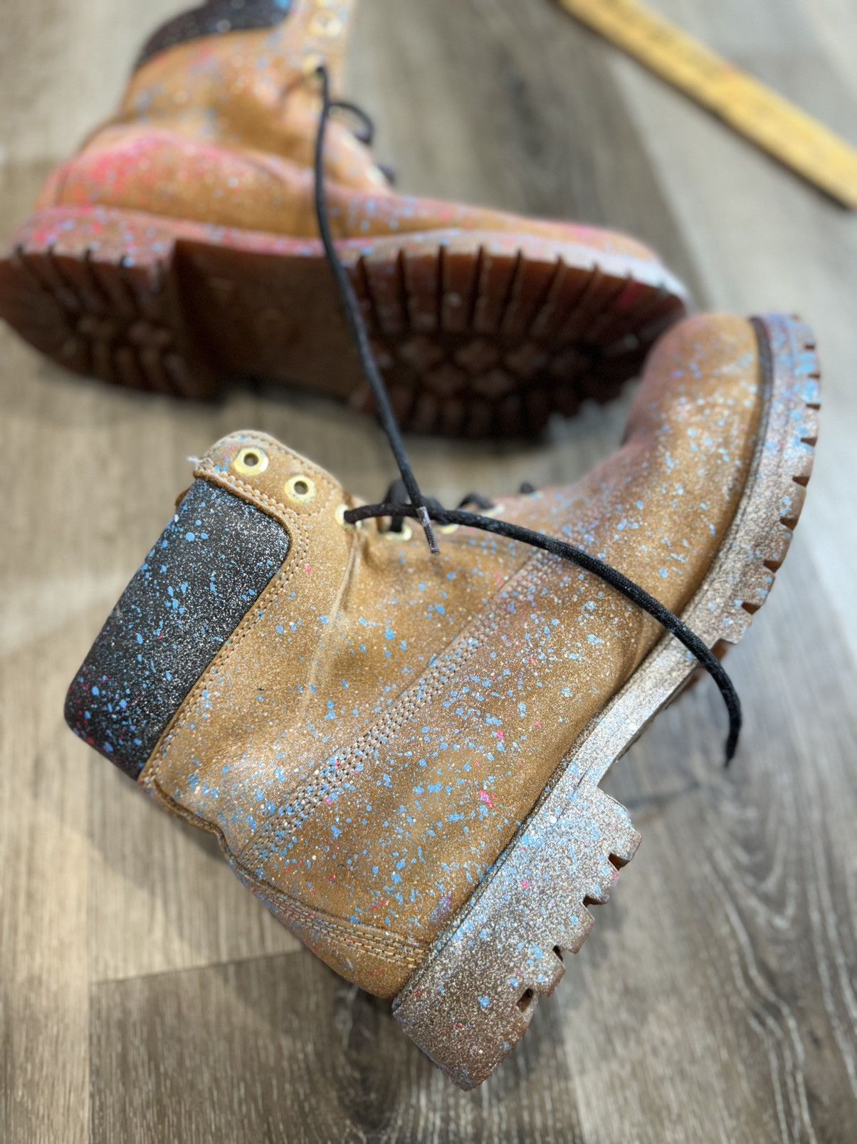 Japanese Brand × Timberland TIMBERLAND X BANKSYS COUSIN SZ 13 Size US 13 / EU 46 - 1 Thumbnail