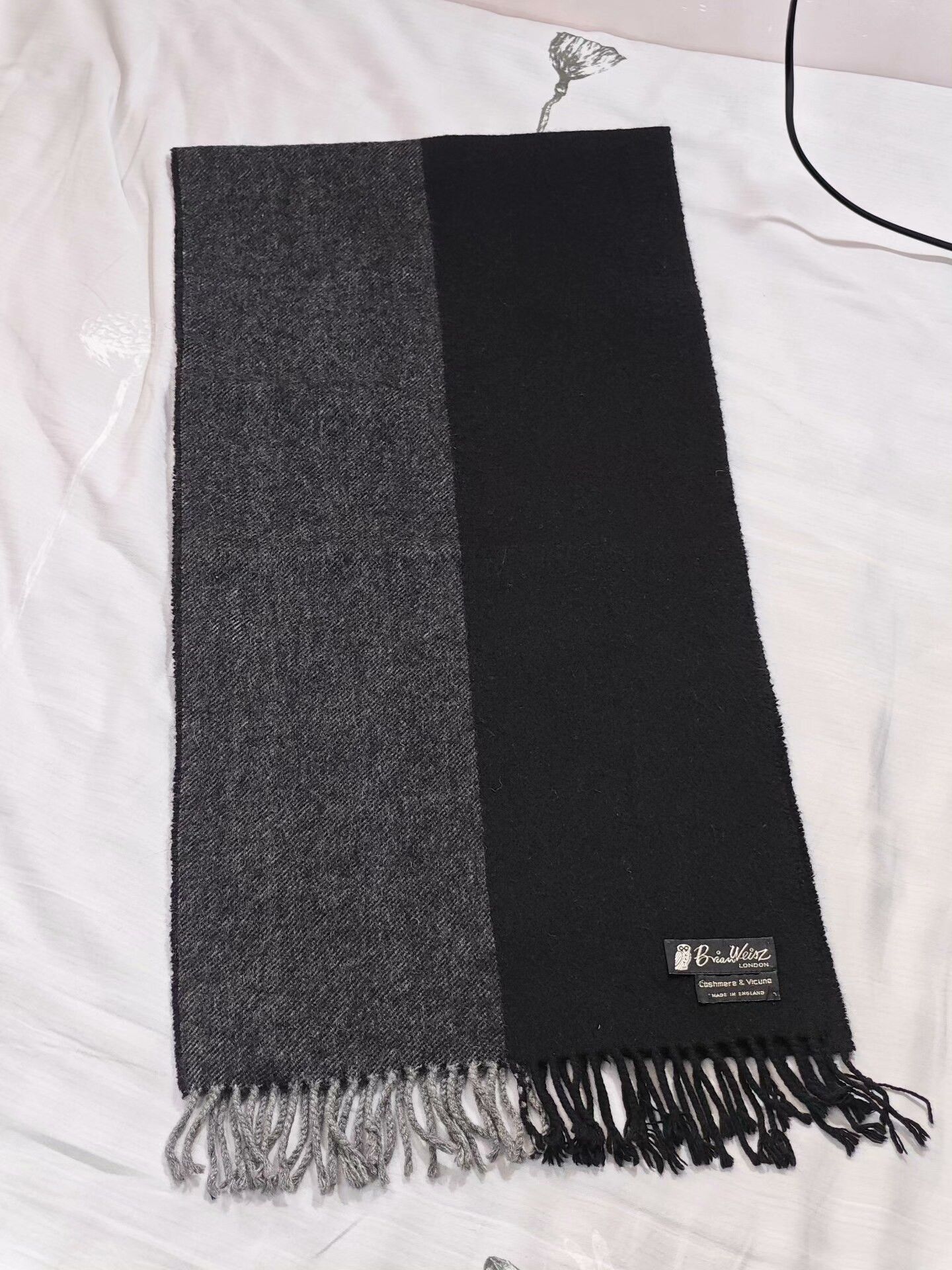 Japanese Brand Brian Weisz Cashmere Blend Scarf Size ONE SIZE - 1 Thumbnail