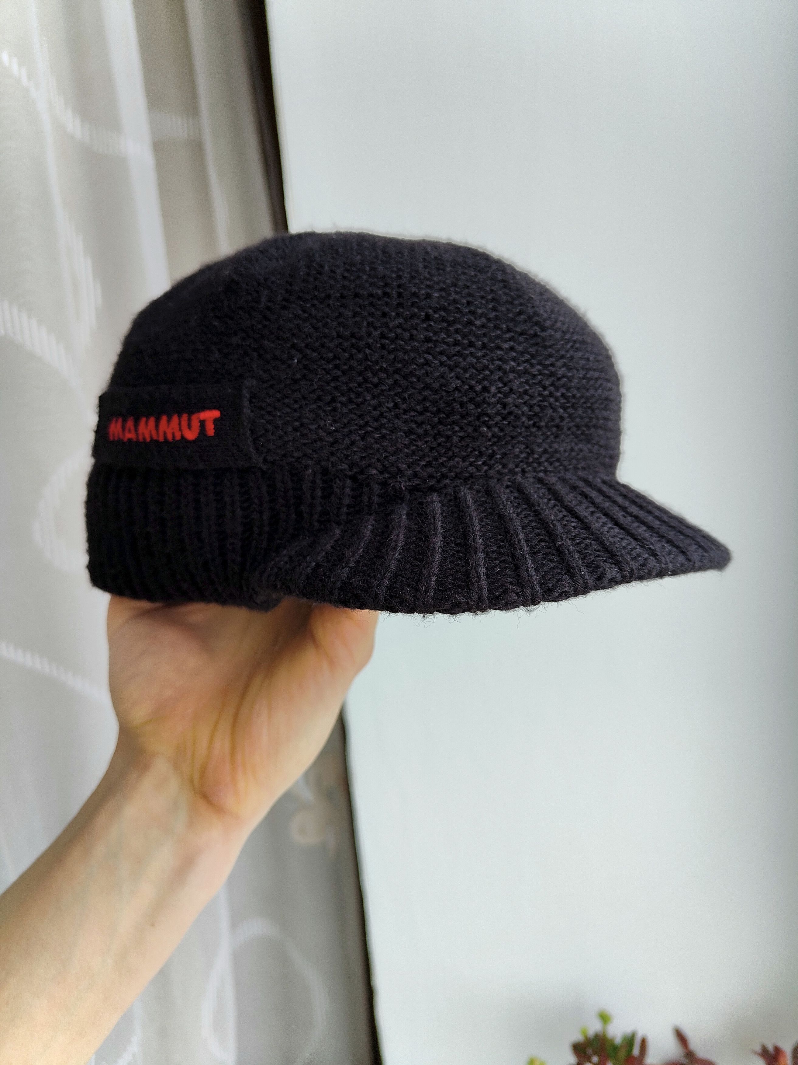 Mammut Vintage Mammut Visor Beanie Knitted Hat Jeep Cap Peaked Hat Size ONE SIZE - 11 Thumbnail