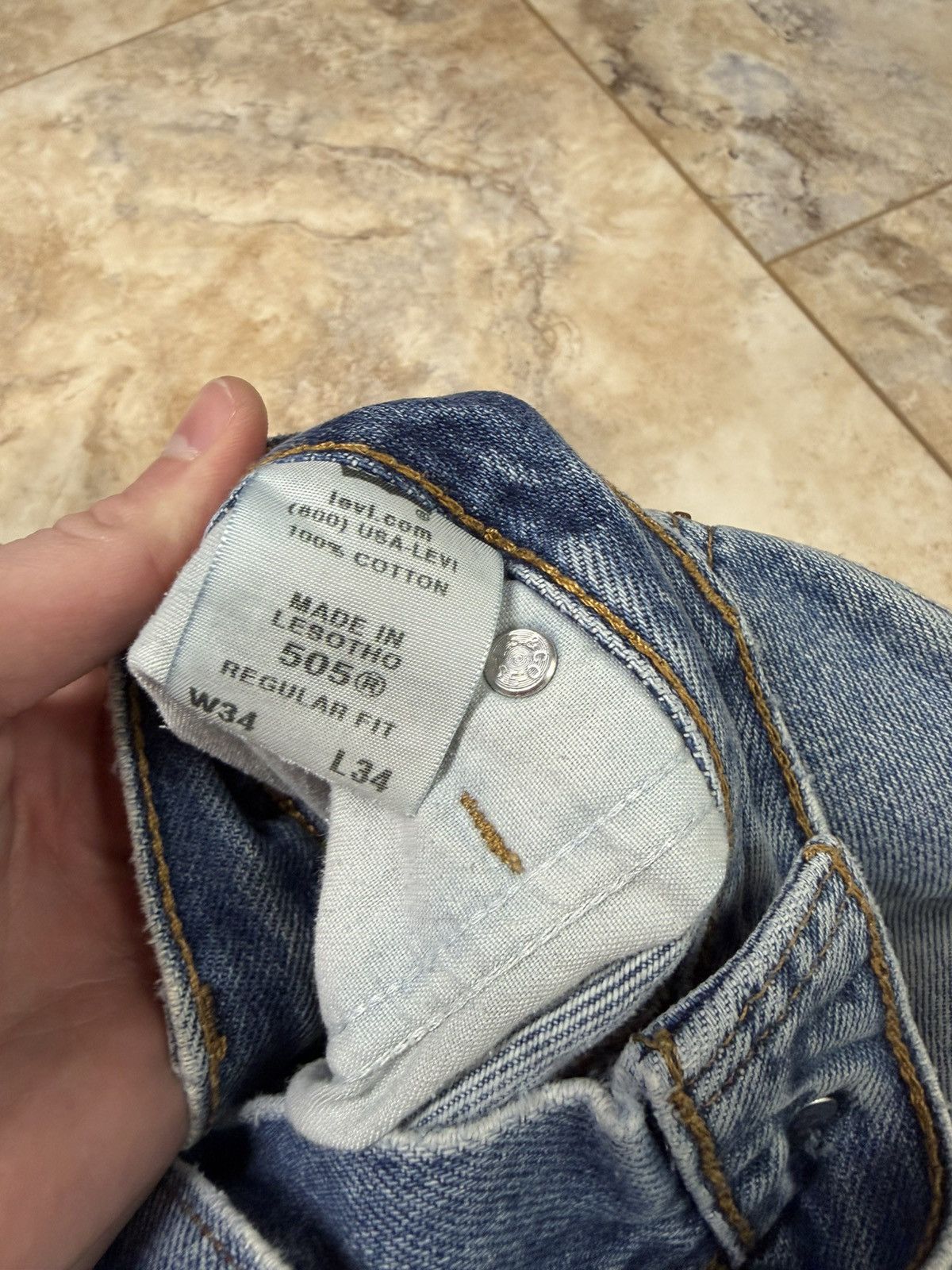 Levi's Levi’s Vintage 505 Light Wash Distressed Denim Size US 34 / EU 50 - 6 Thumbnail