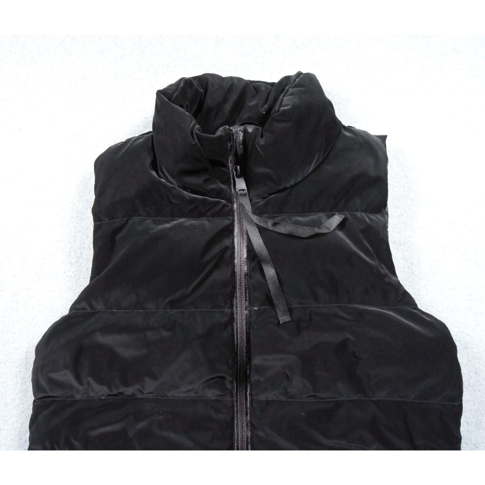 Athleta Athleta Jacket Womens Small Black Puffer Vest Goose Down Fill Outdoors Ladies Size S / US 4 / IT 40 - 2 Thumbnail