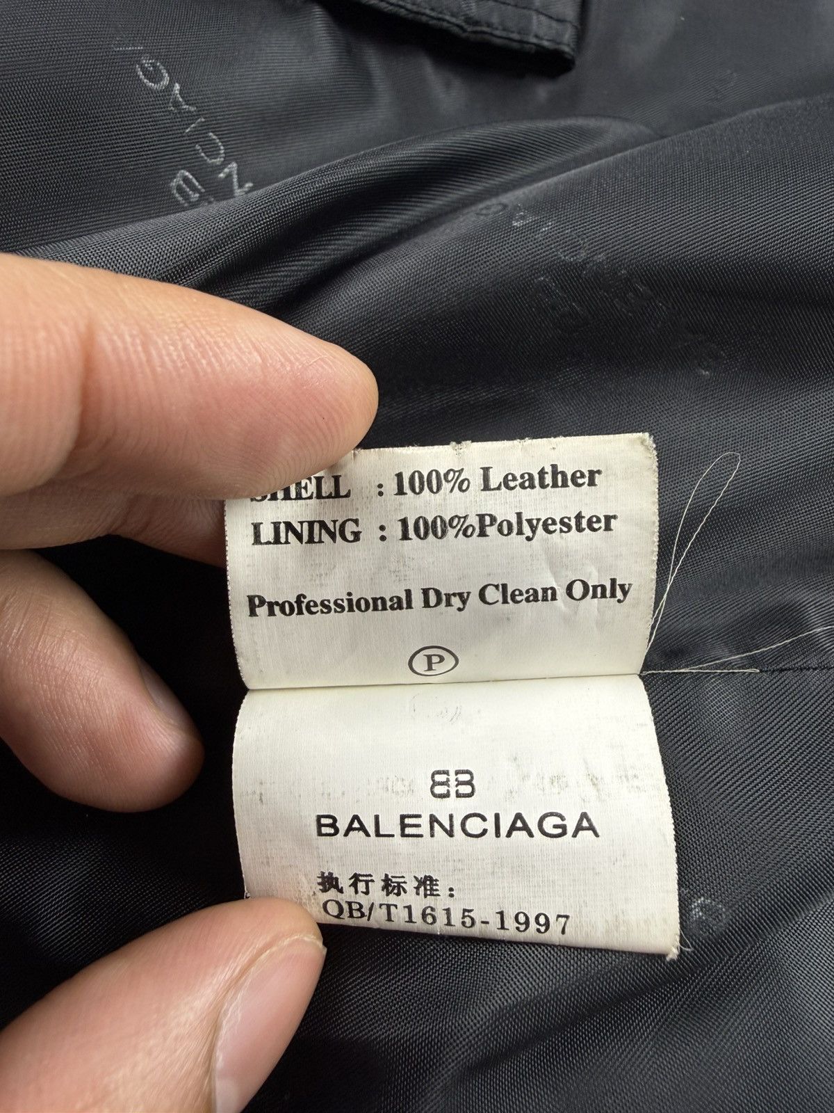Balenciaga Vintage Balenciaga BB Logo Zip Up Leather Jacket Size US L / EU 52-54 / 3 - 13 Thumbnail