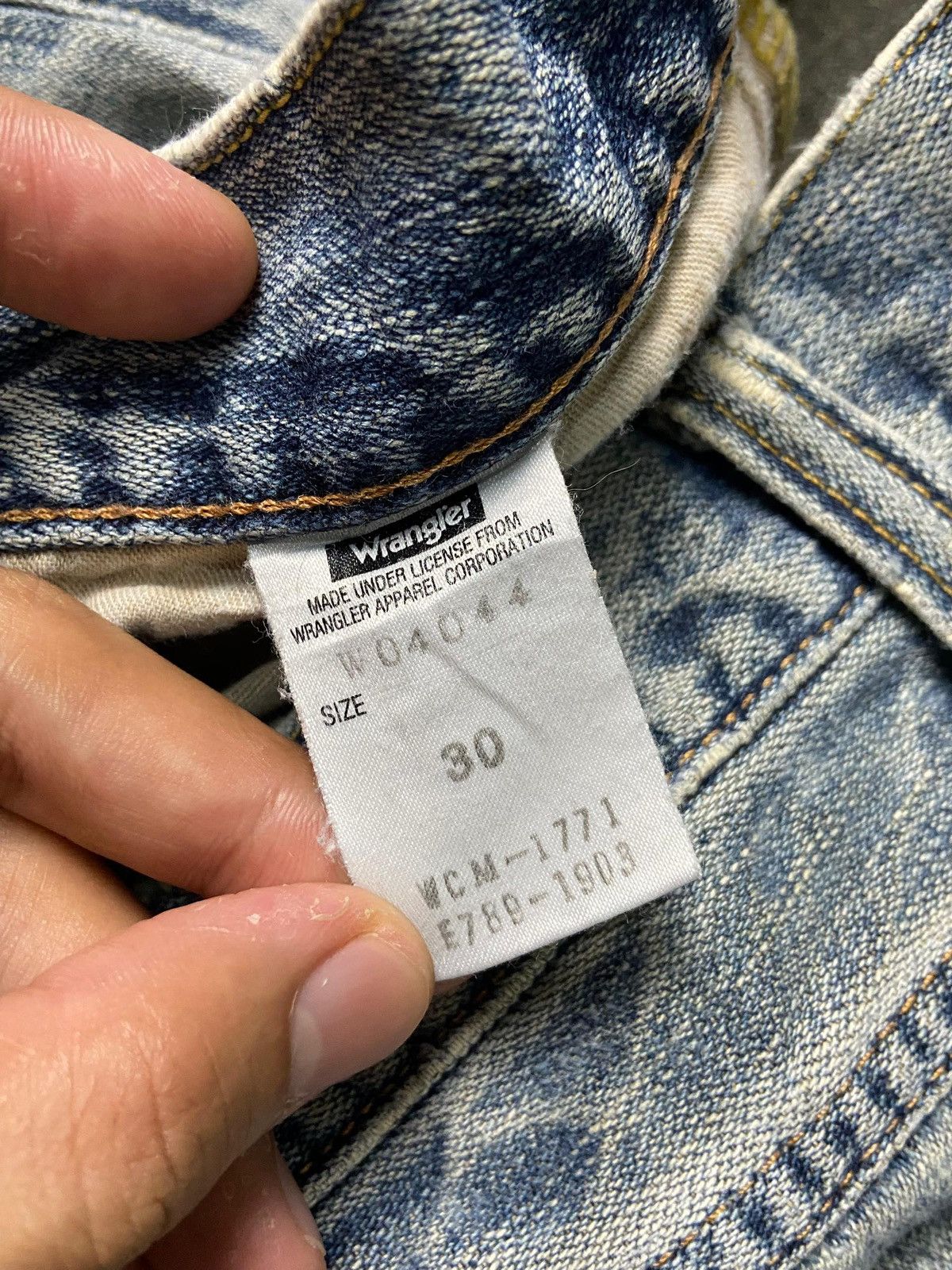 Japanese Brand × Vintage × Wrangler Vintage WRANGLER Relaxed Fit Denim Jeans (131) Size US 28 / EU 44 - 5 Thumbnail
