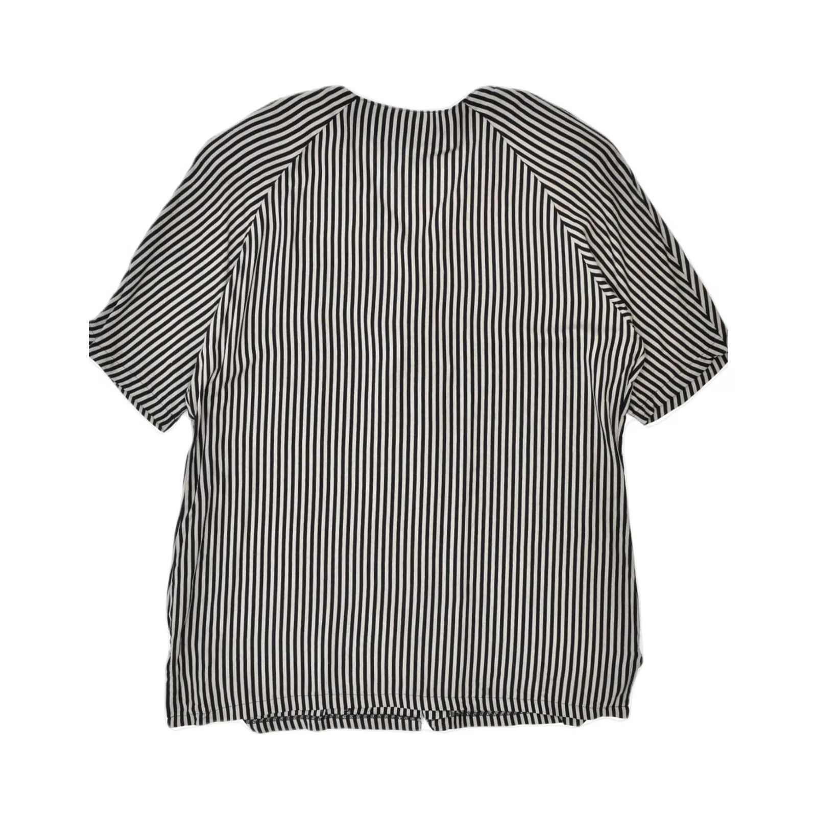 Vintage VINTAGE Womens Shirt Blouse Grey Striped Viscose 2XL UK 20 Short Sleeve Size XXL / US 16-18 / IT 52-54 - 2 Thumbnail