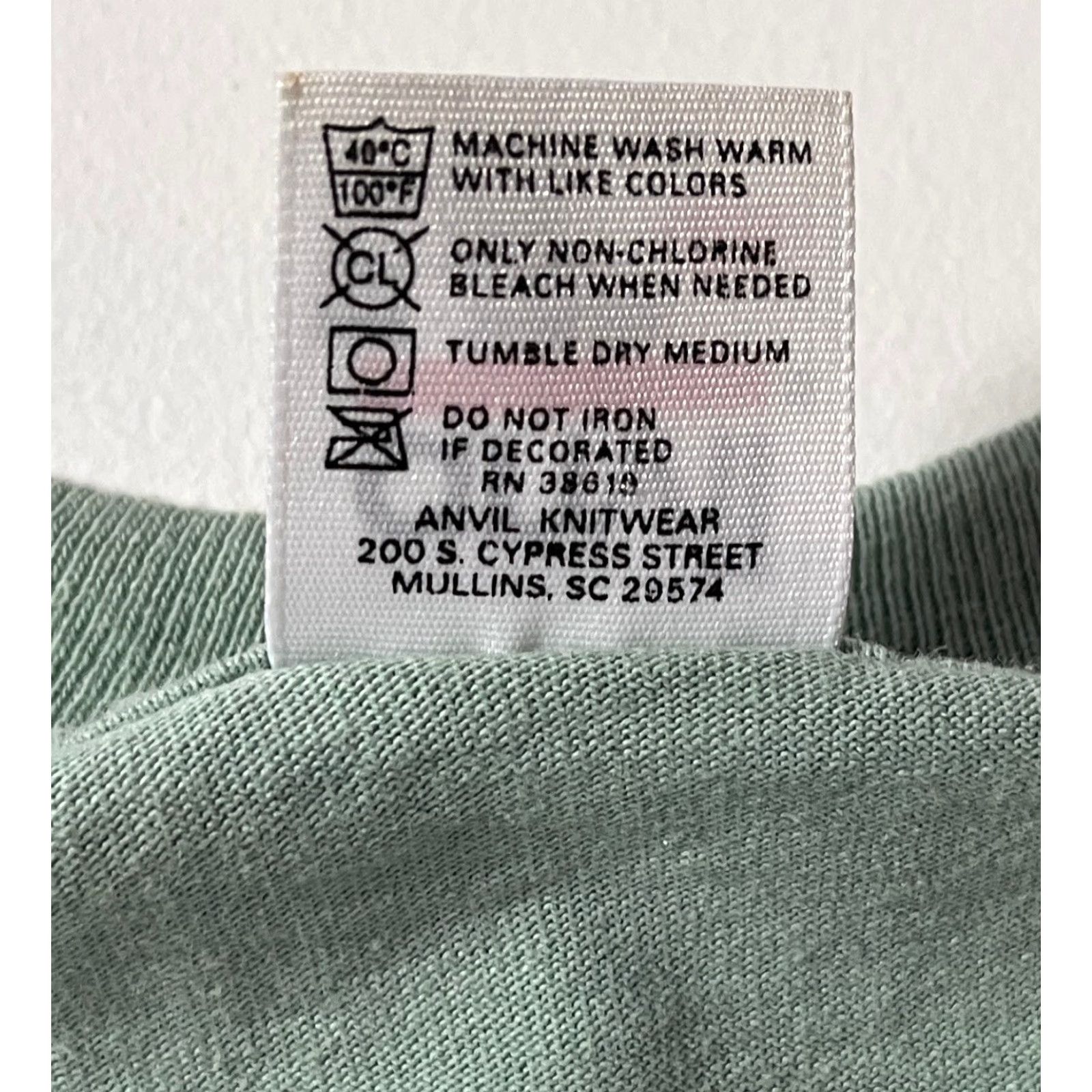 Anvil VINTAGE Anvil Chuck Dehaan Horses Art T-Shirt 2X Unisex Adults Green 80s 1989 Made in USA Short Sleeve Crew Neck Cotton Size US XXL / EU 58 / 5 - 7 Thumbnail