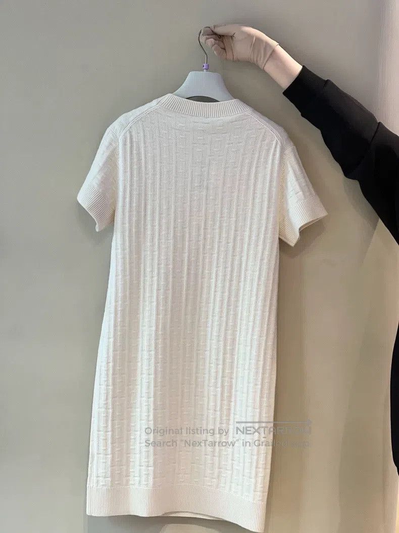 Hermes Hermes Beige Knit Short Sleeve Dress 100% Merino Wool Size XXS / US 00 / IT 34 - 2 Thumbnail