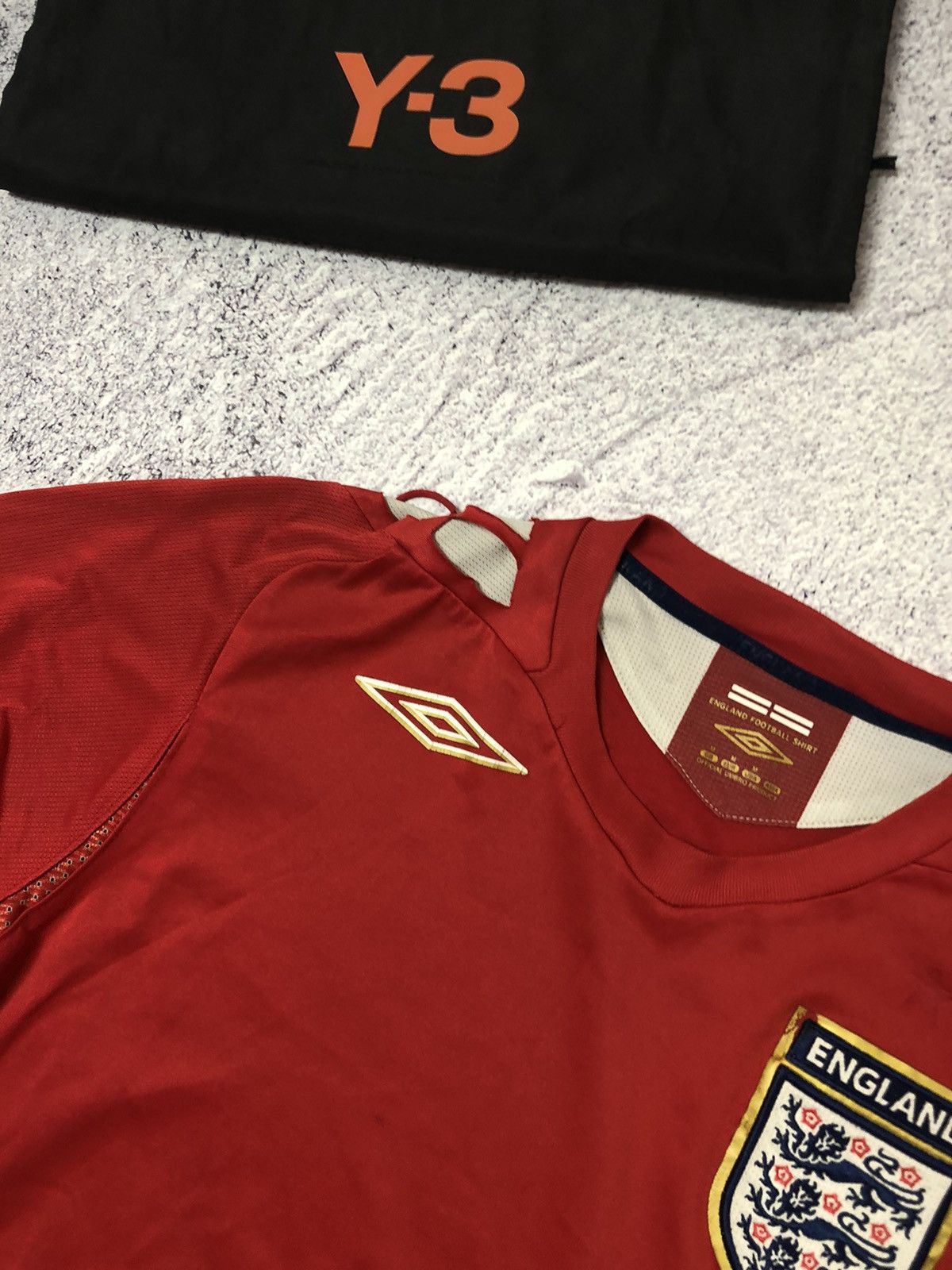 Umbro Men’s soccer jersey England 🏴󠁧󠁢󠁥󠁮󠁧󠁿 size M umbro Size US XL / EU 56 / 4 - 5 Thumbnail
